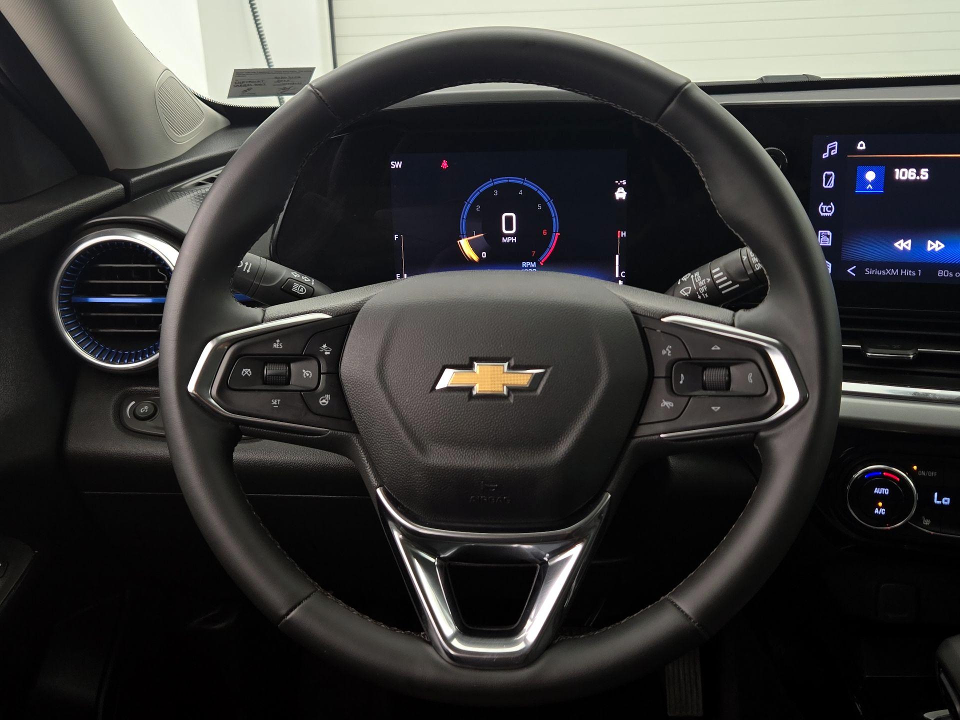 Thumbnail: 2025 Chevrolet Trax - 10