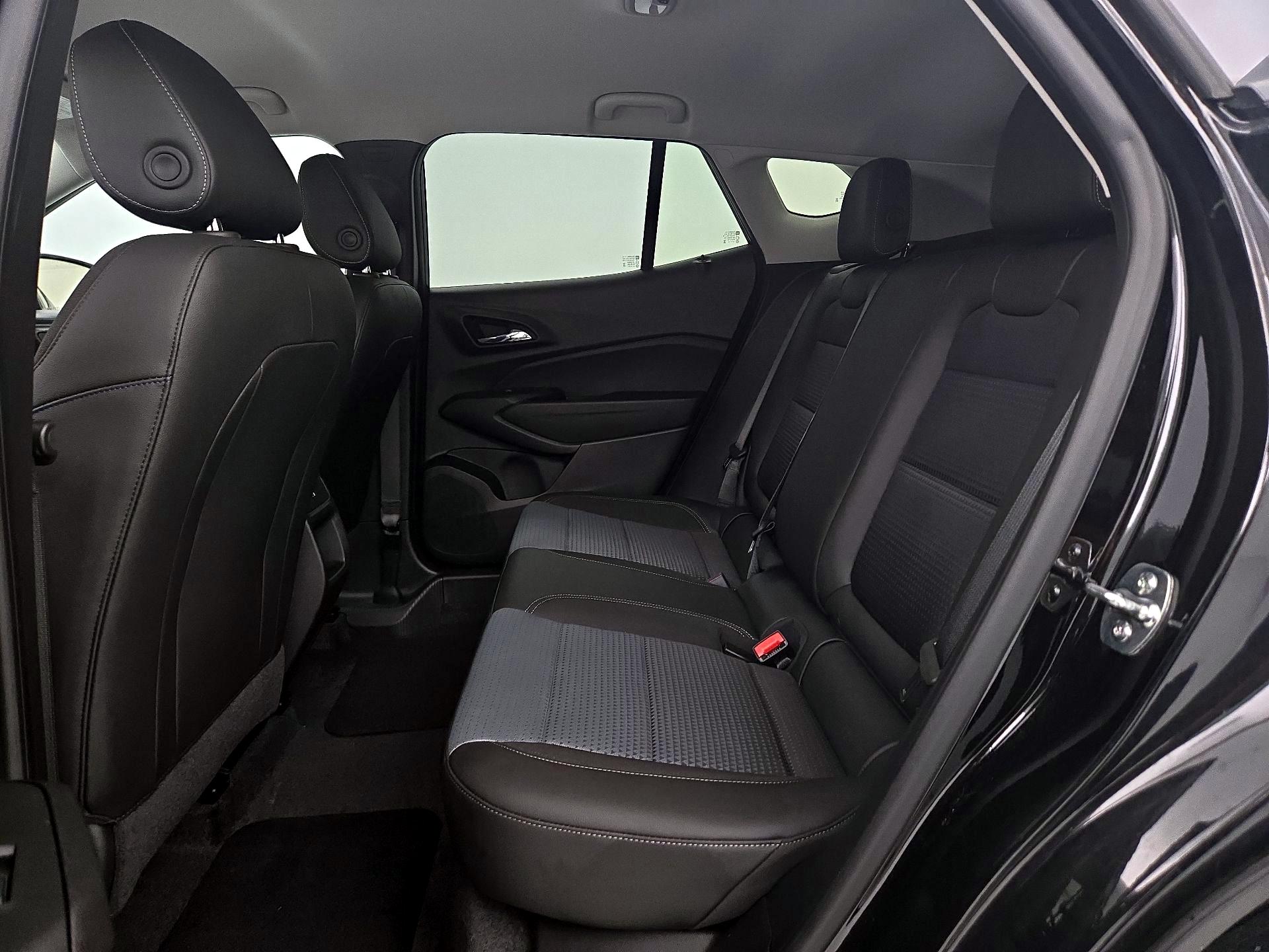 Thumbnail: 2025 Chevrolet Trax - 19