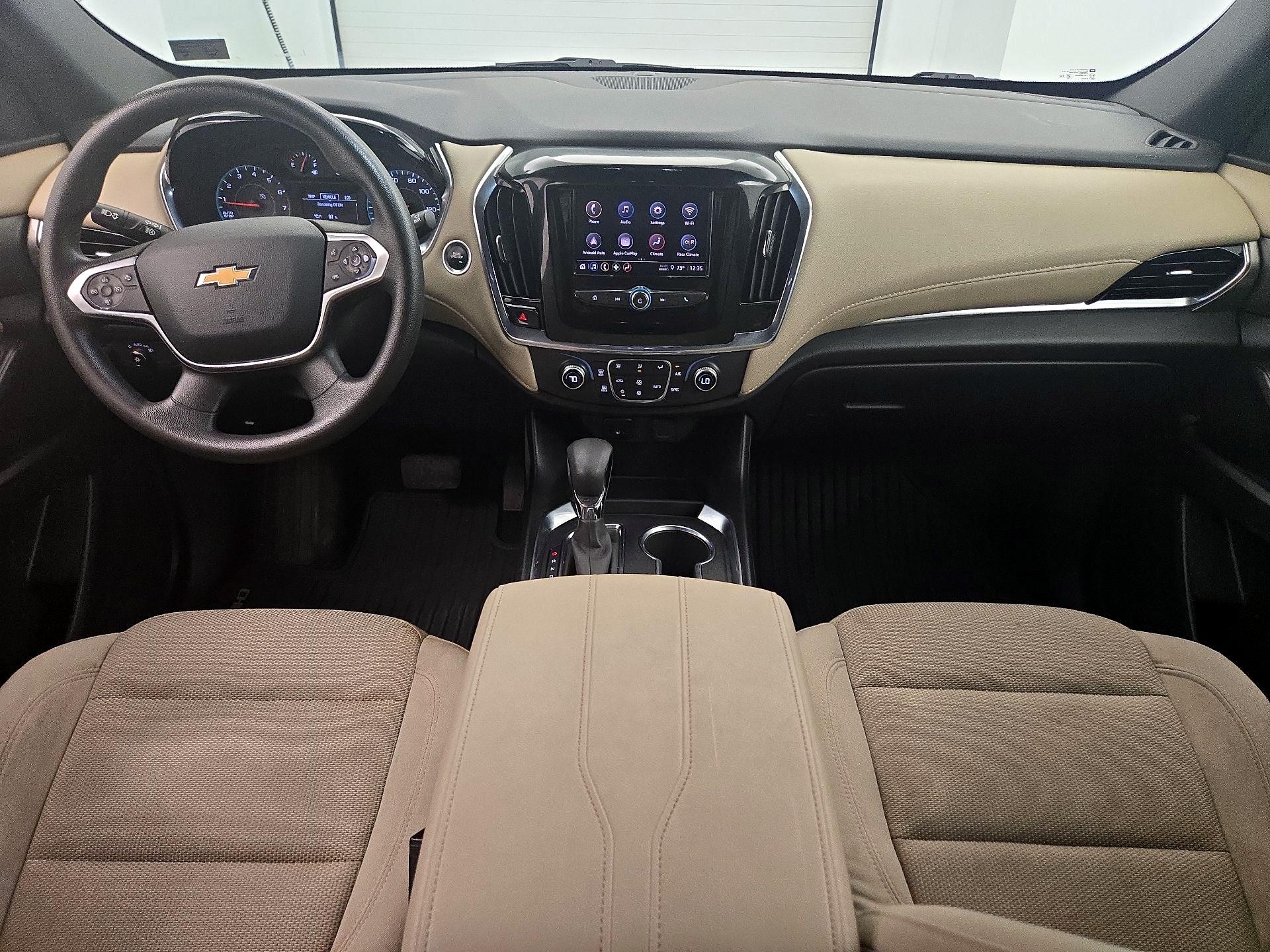 Thumbnail: 2023 Chevrolet Traverse - 9