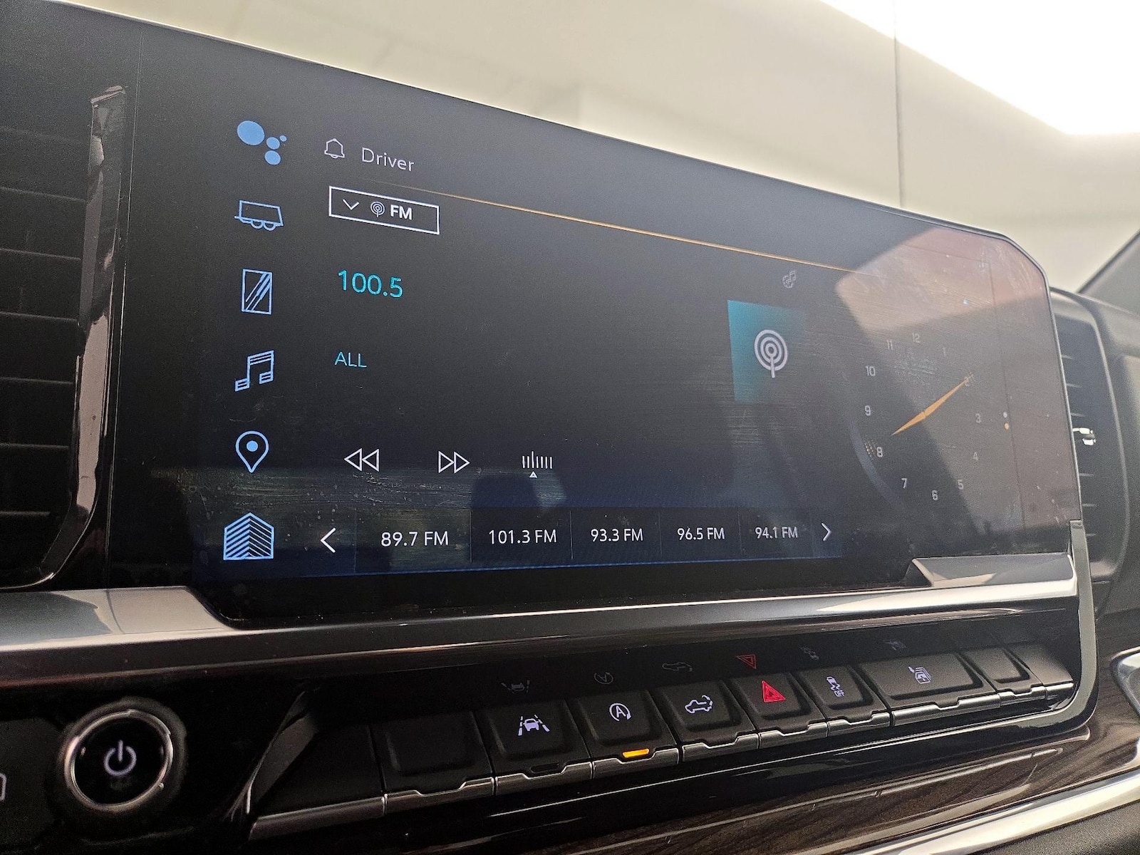 2024 Chevrolet Silverado 1500 LT - Photo 17
