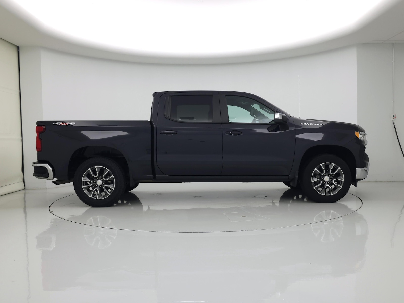 2024 Chevrolet Silverado 1500 LT - Photo 8