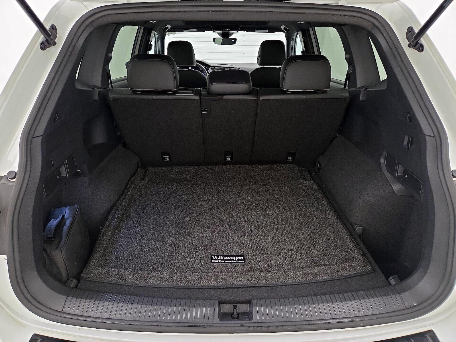 2023 Volkswagen Tiguan SE R-LINE BLACK - Photo 23