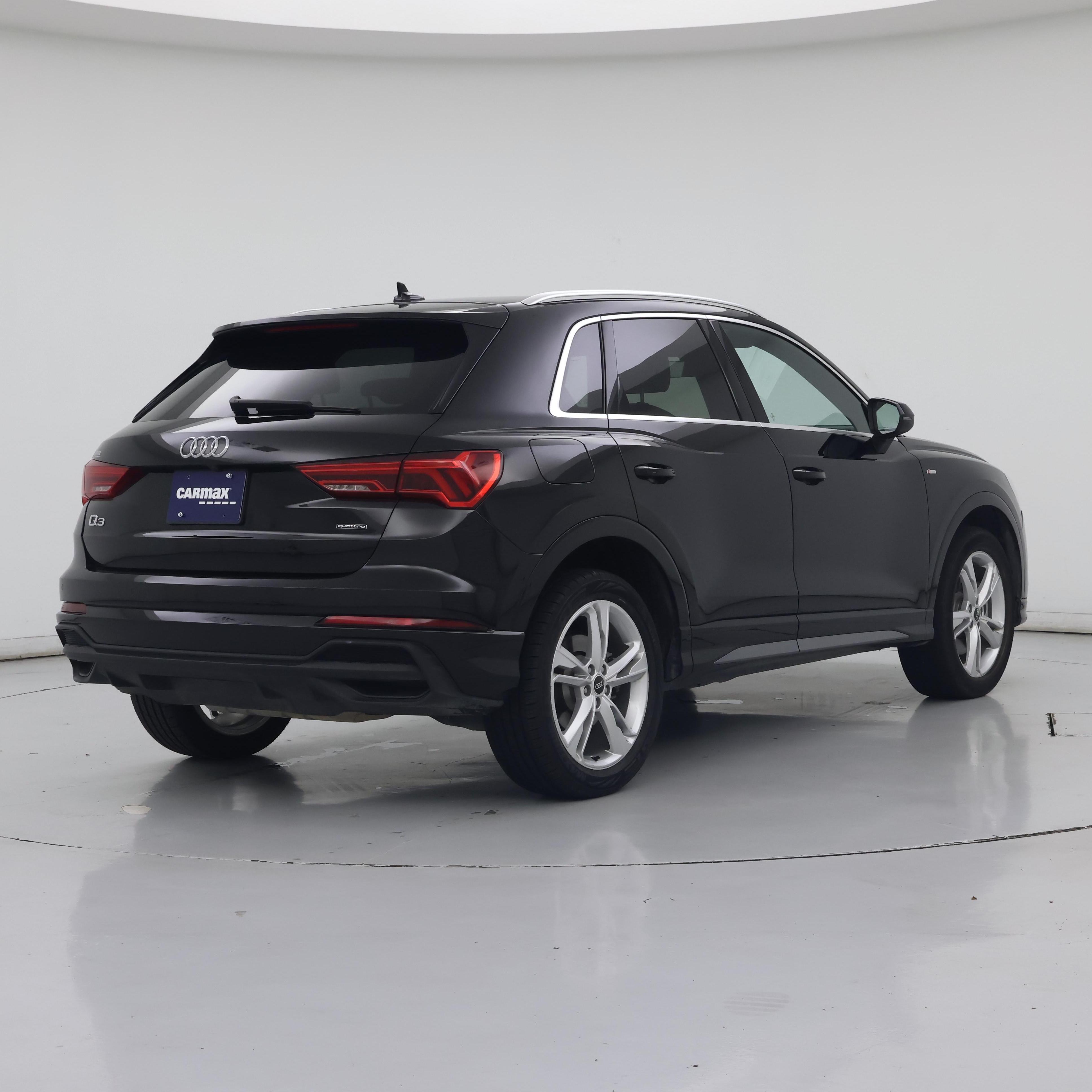 Thumbnail: 2024 Audi Q3 - 8