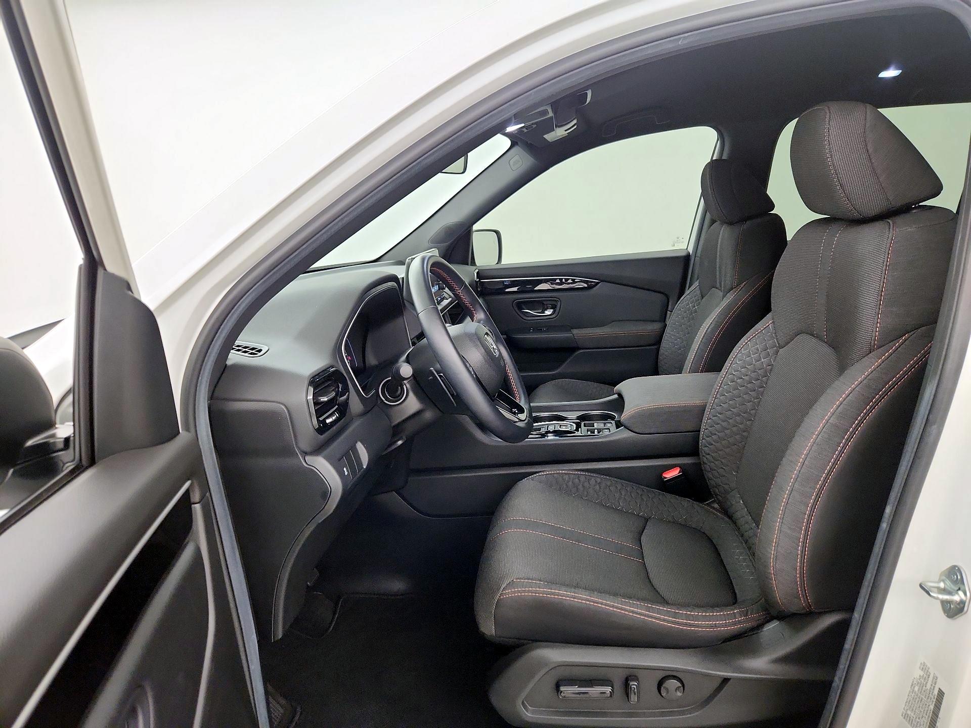 Thumbnail: 2025 Honda Pilot - 11