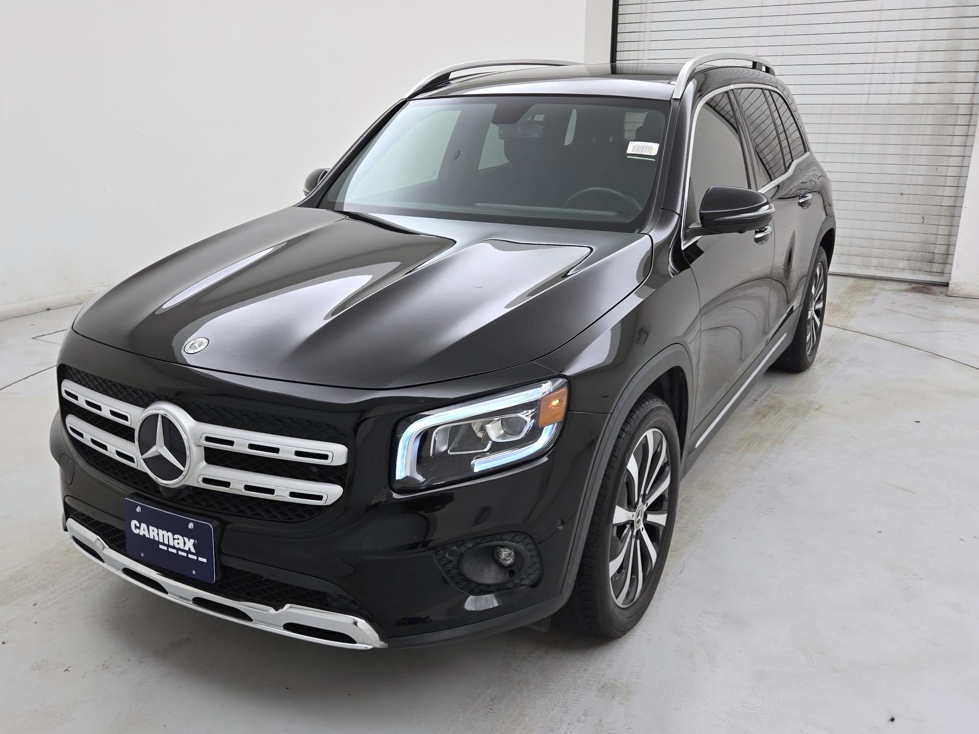 Thumbnail: 2023 Mercedes-Benz GLB - 3