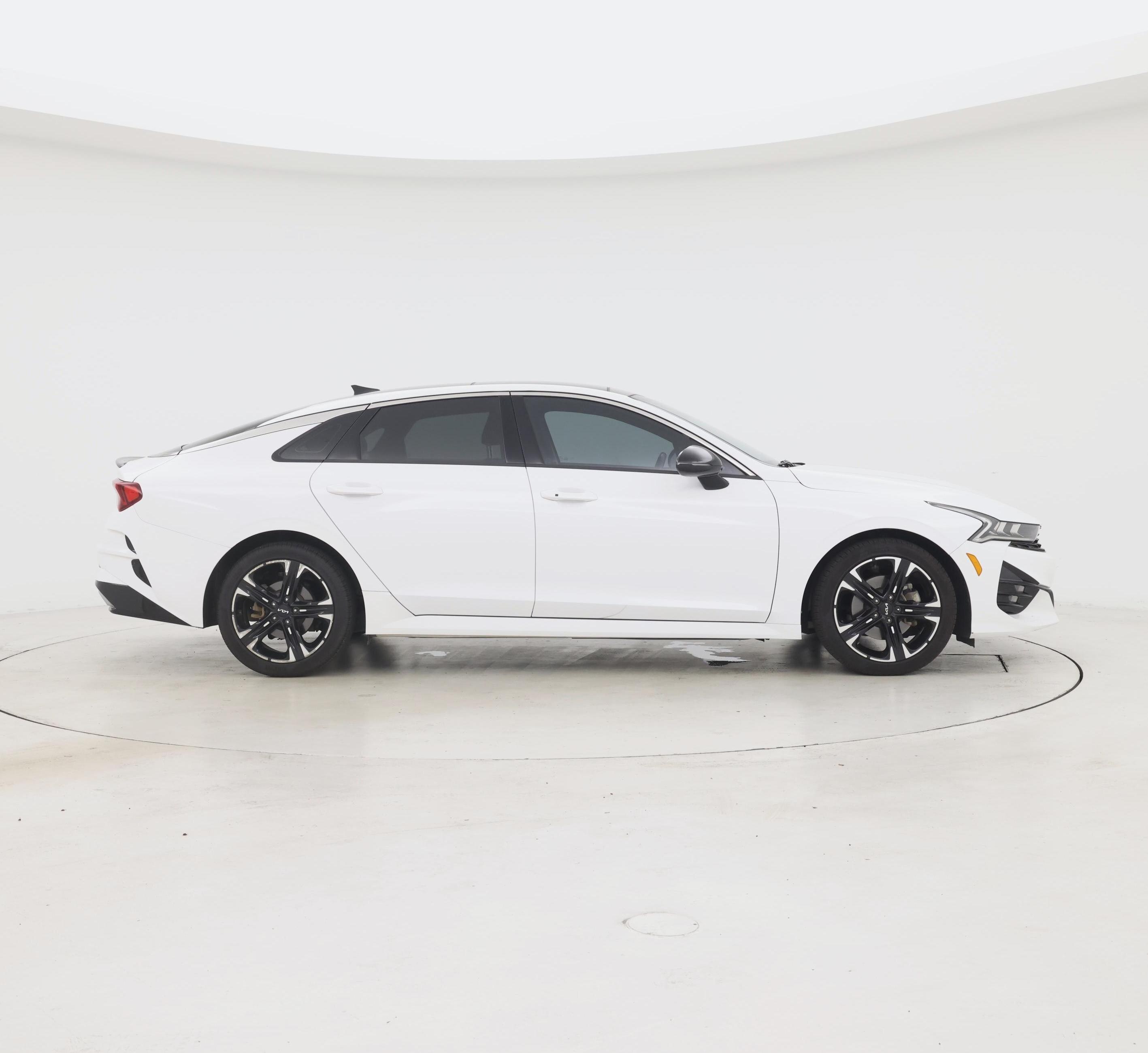Thumbnail: 2023 Kia K5 - 7