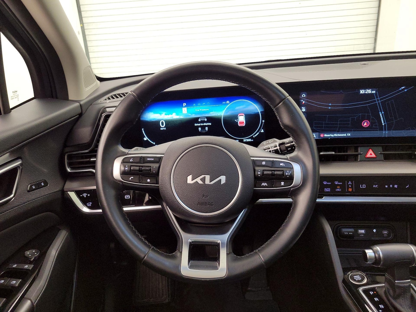 2024 Kia Sportage SX - Photo 11