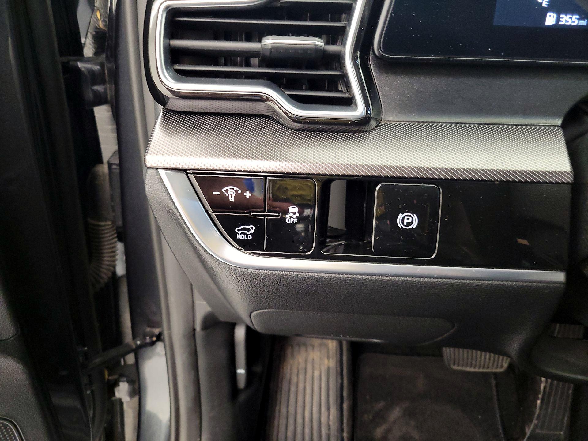 Thumbnail: 2024 Kia Sportage - 13