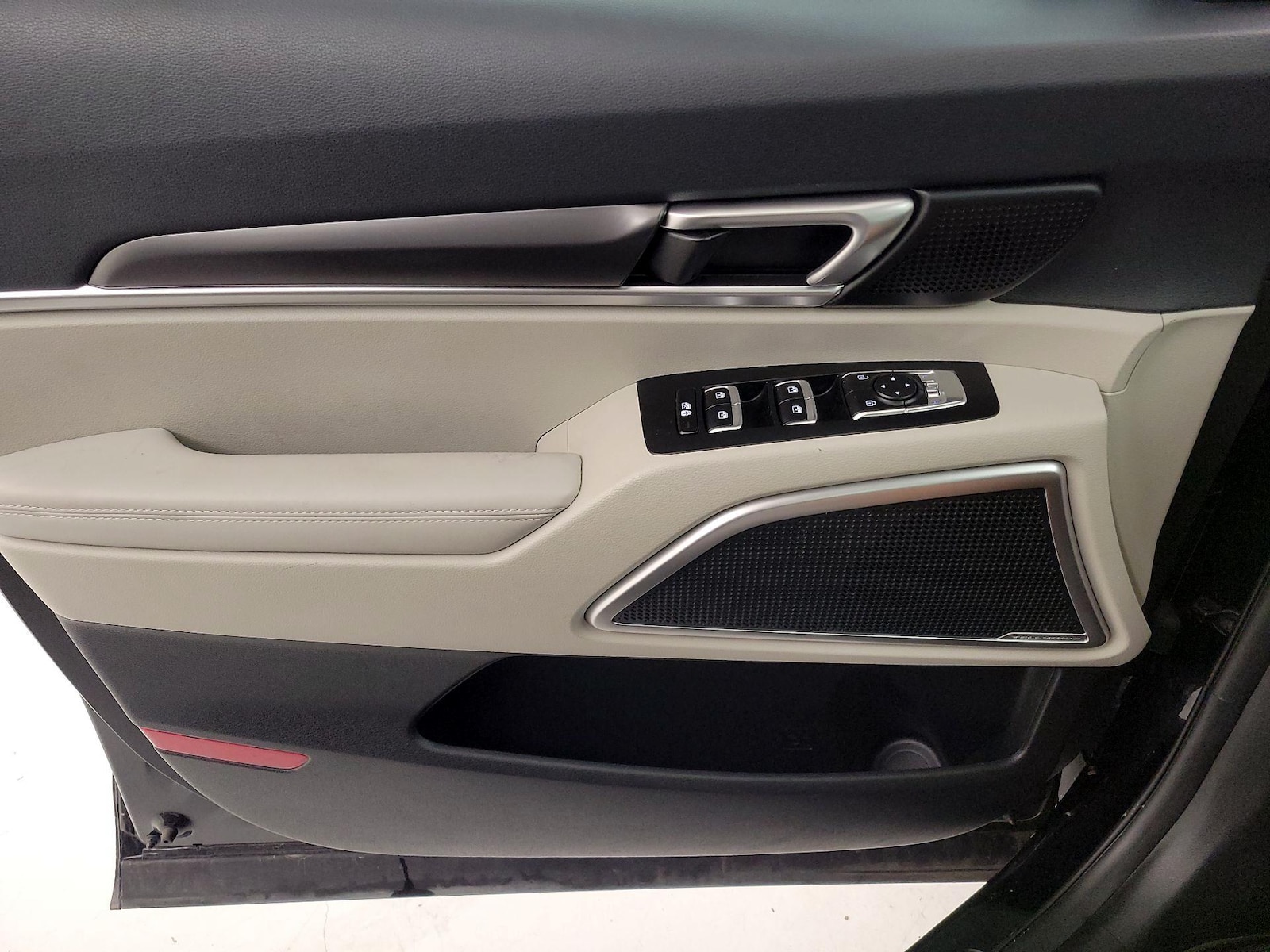 2025 Kia Telluride S - Photo 13