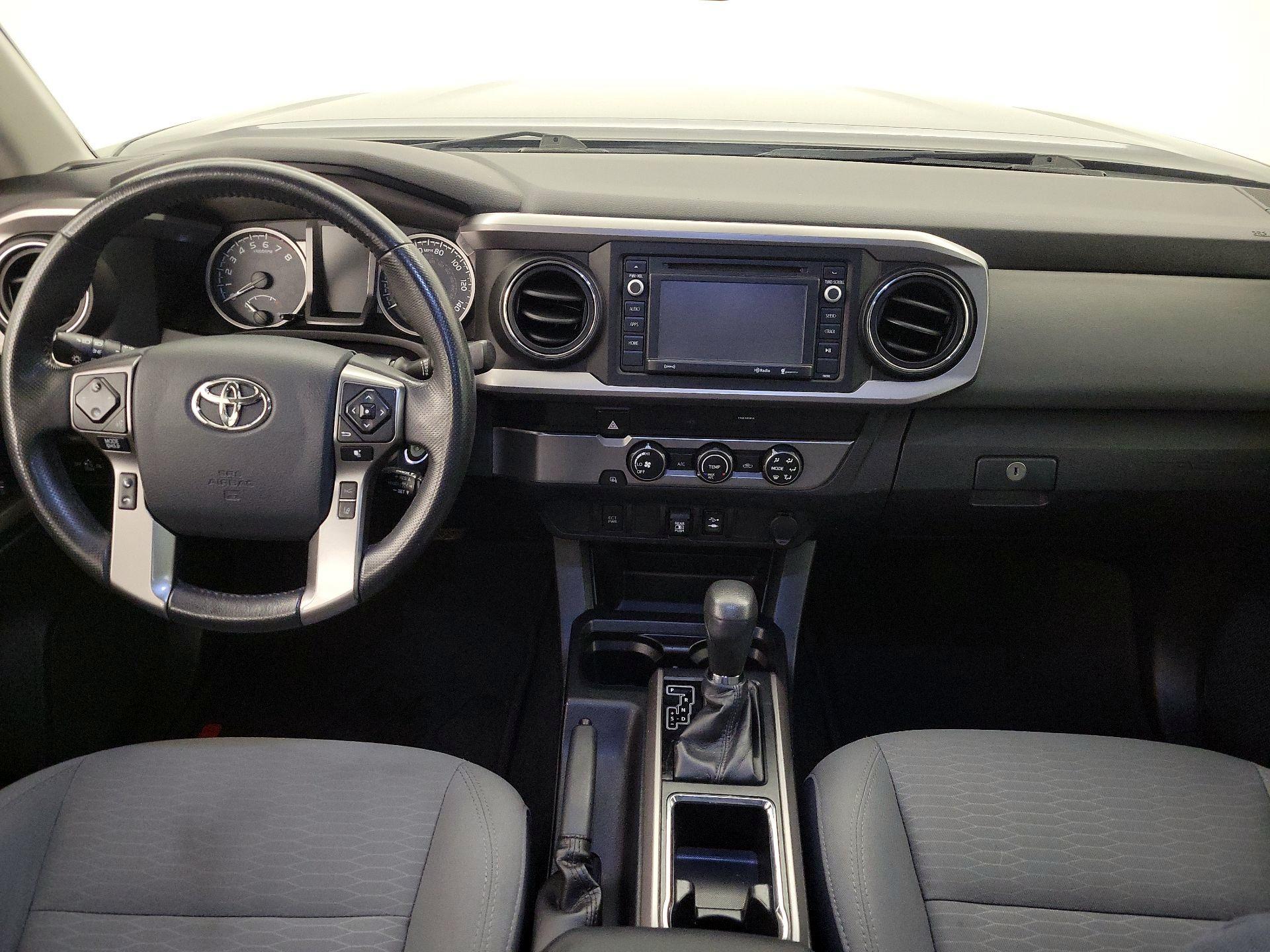Thumbnail: 2019 Toyota Tacoma - 9
