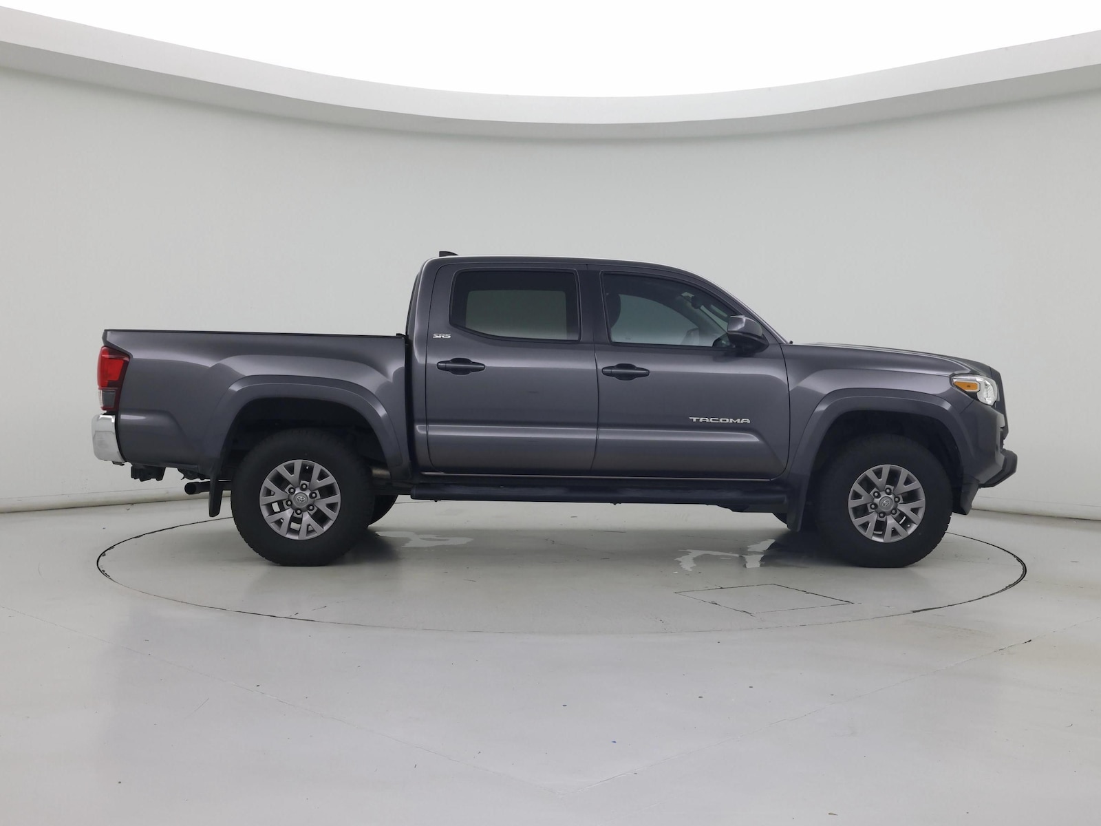 2019 Toyota Tacoma SR5 - Photo 8