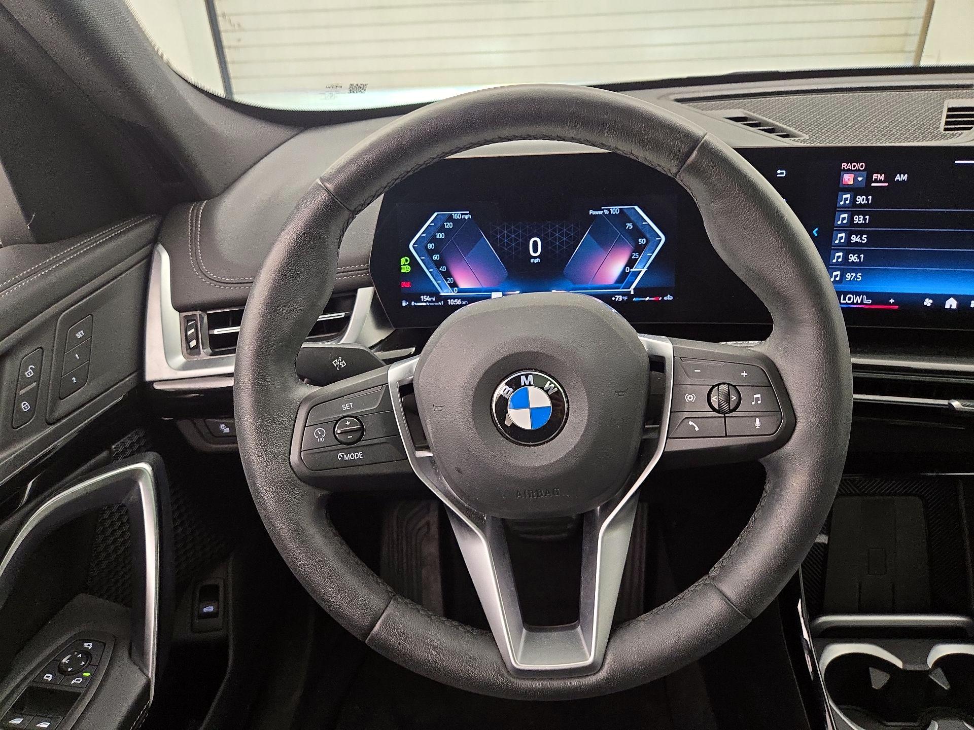 Thumbnail: 2025 BMW X1 - 10