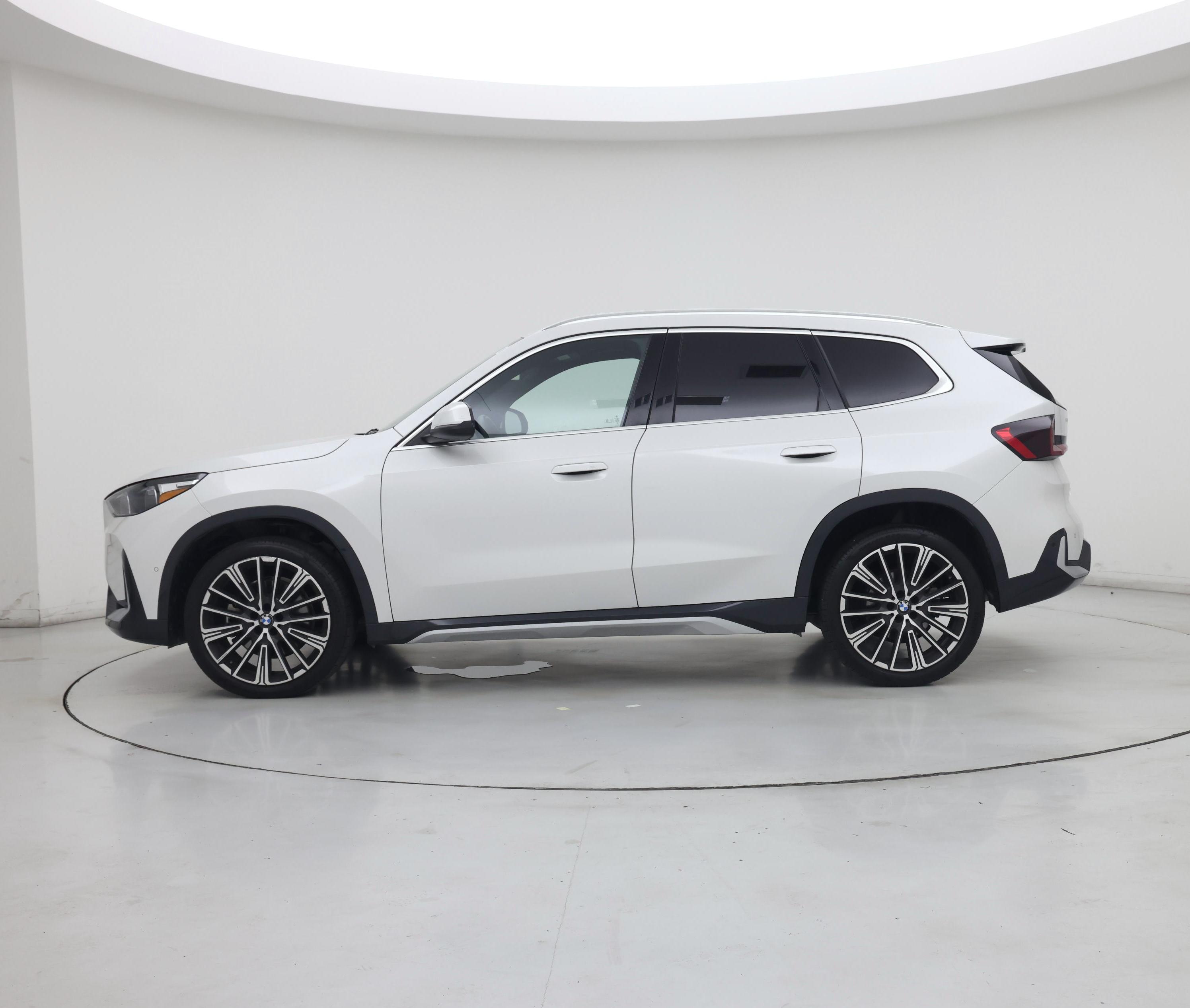 Thumbnail: 2025 BMW X1 - 3