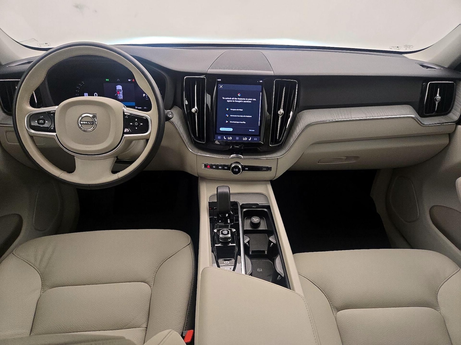 2024 Volvo XC60 Plus - Photo 10