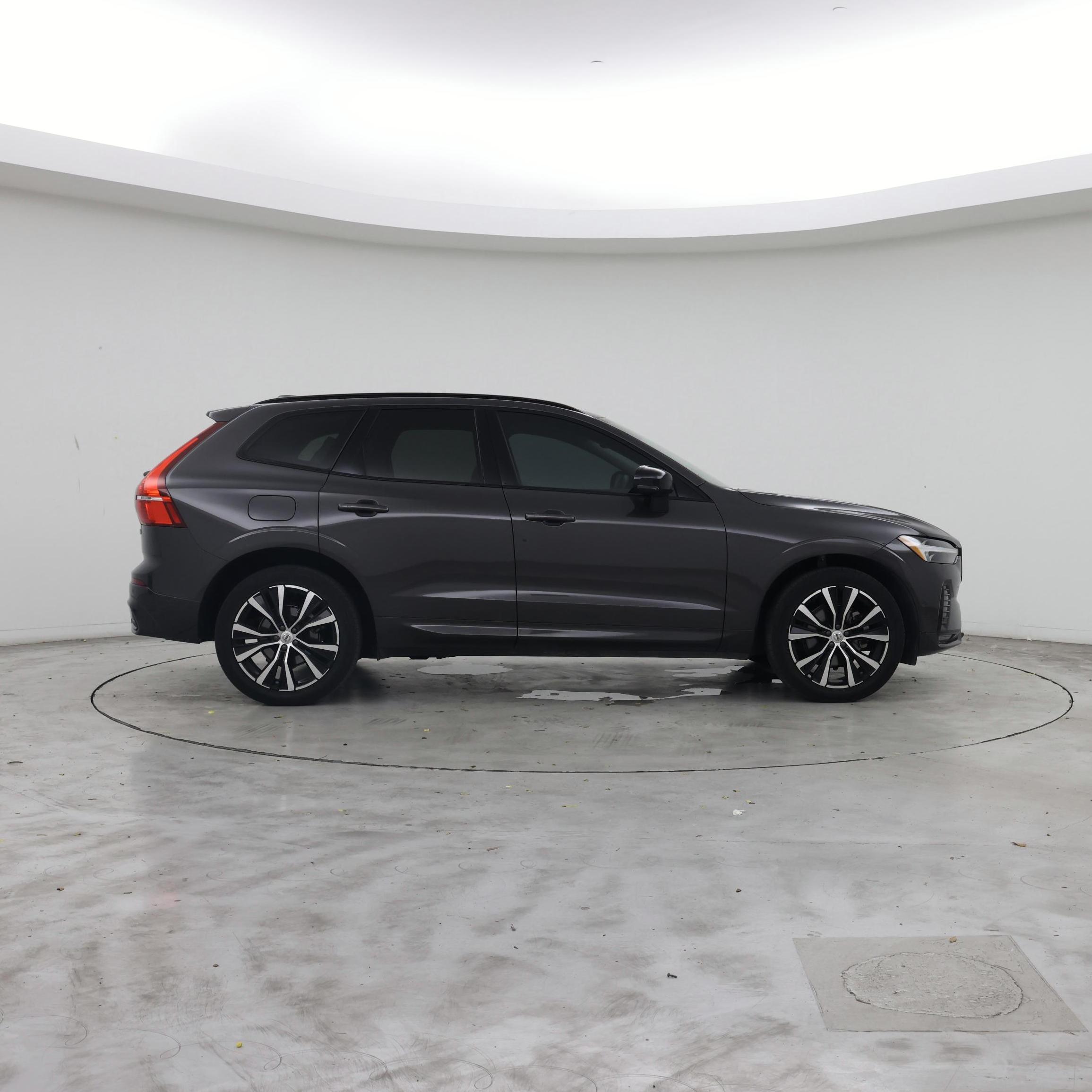 Thumbnail: 2024 Volvo XC60 - 7