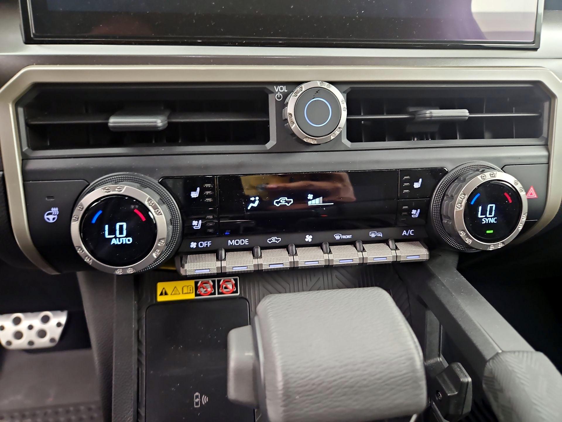Thumbnail: 2024 Toyota Tacoma - 16