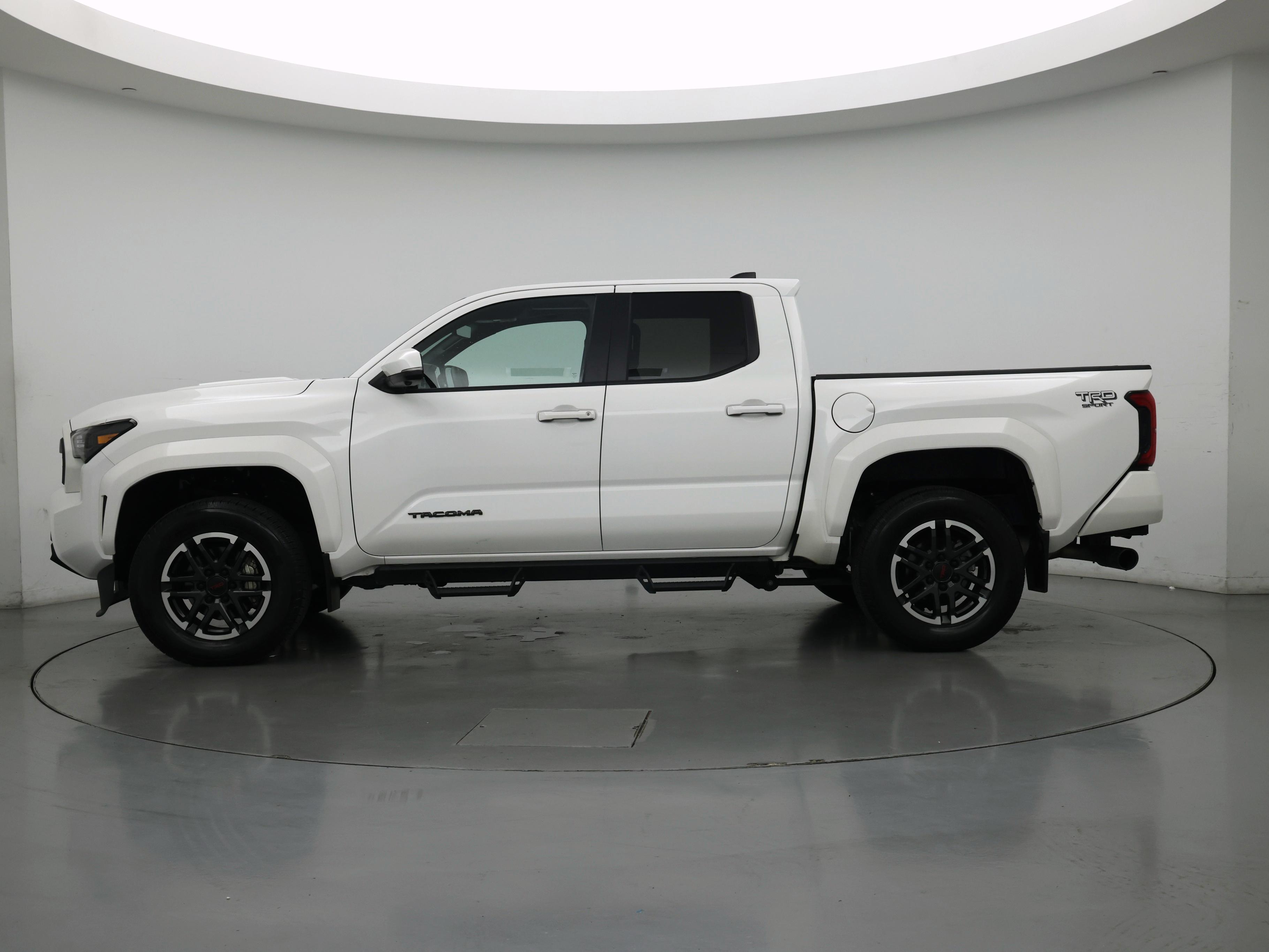 Thumbnail: 2024 Toyota Tacoma - 3