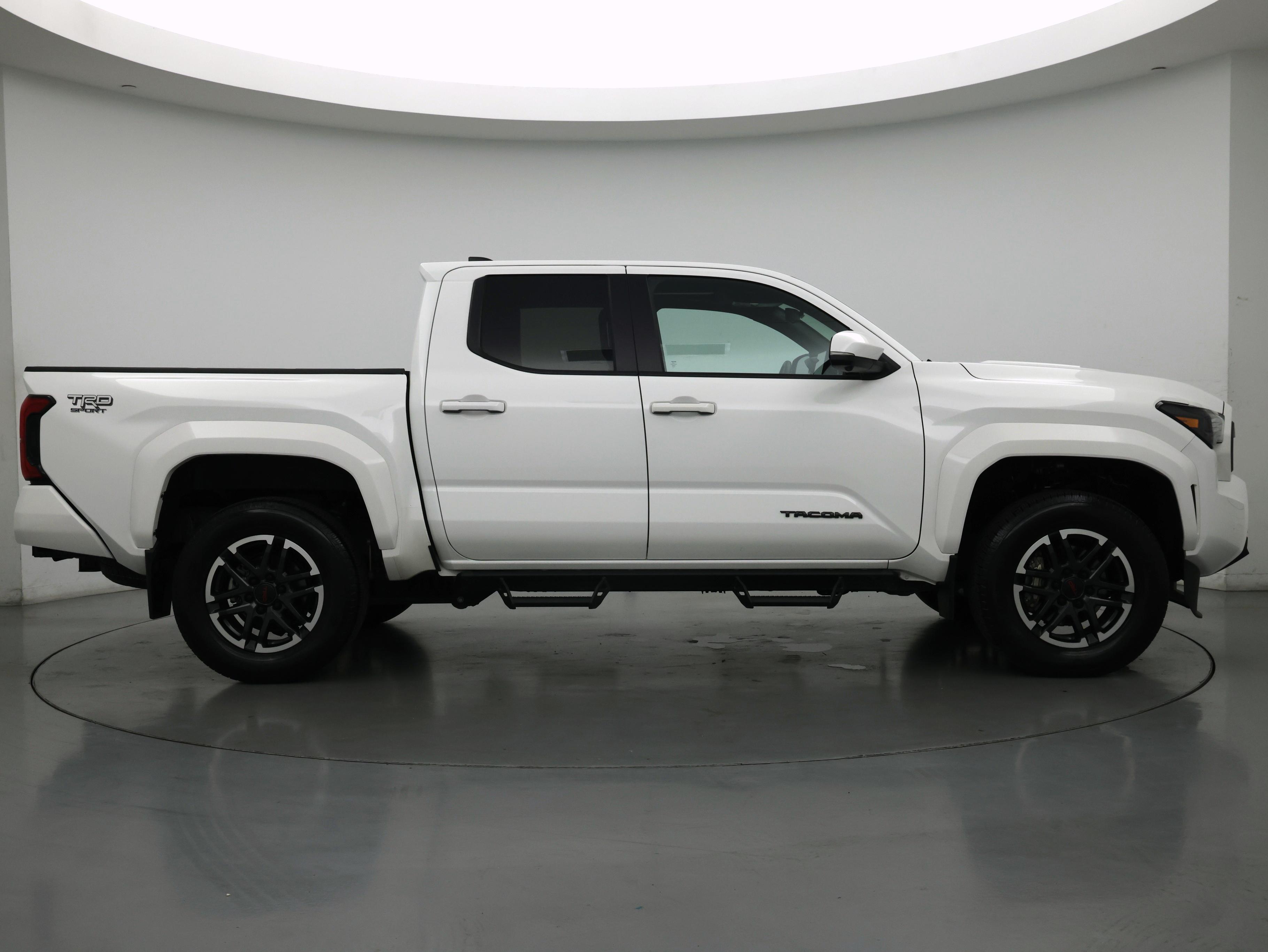 Thumbnail: 2024 Toyota Tacoma - 7
