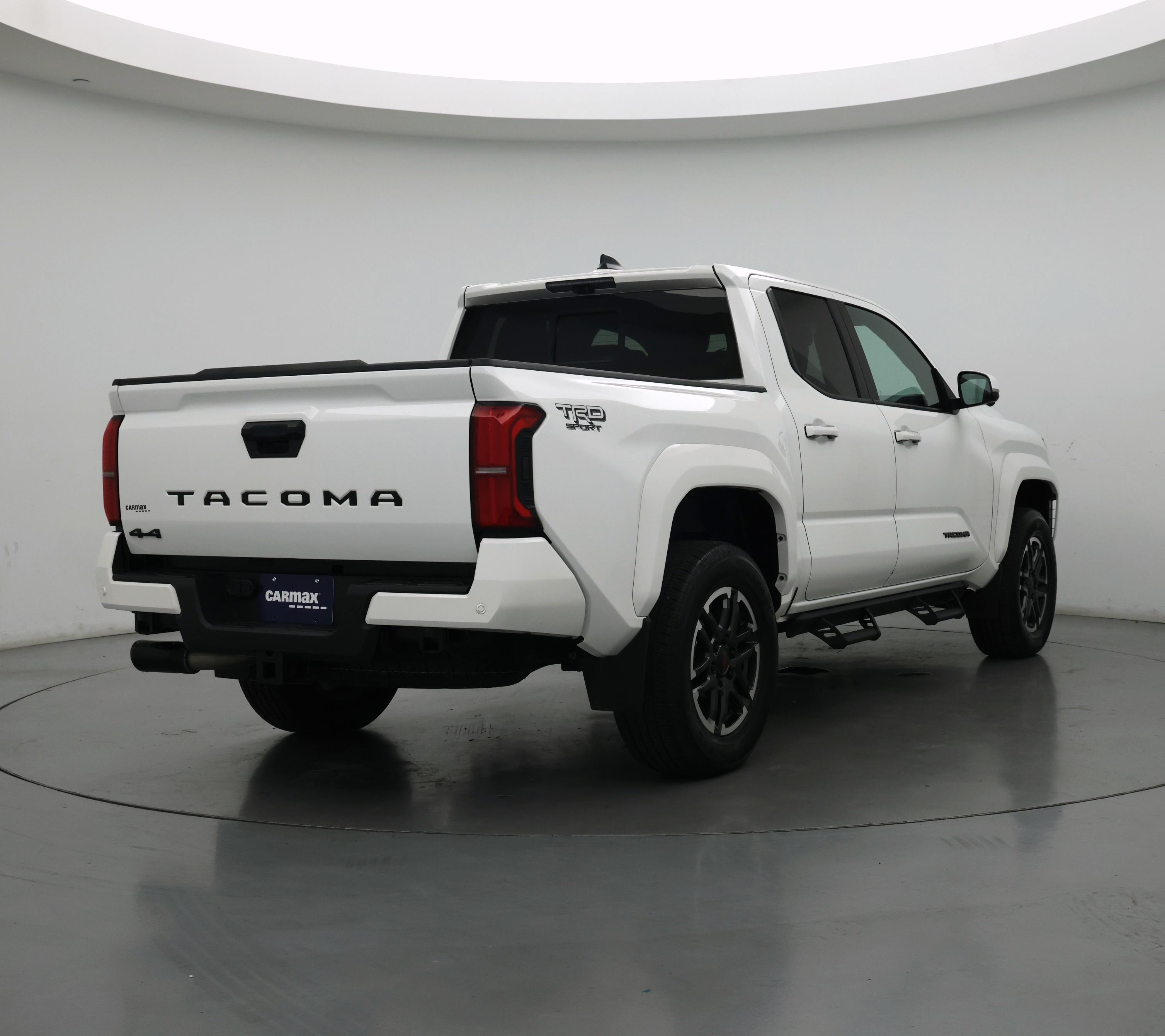 Thumbnail: 2024 Toyota Tacoma - 8