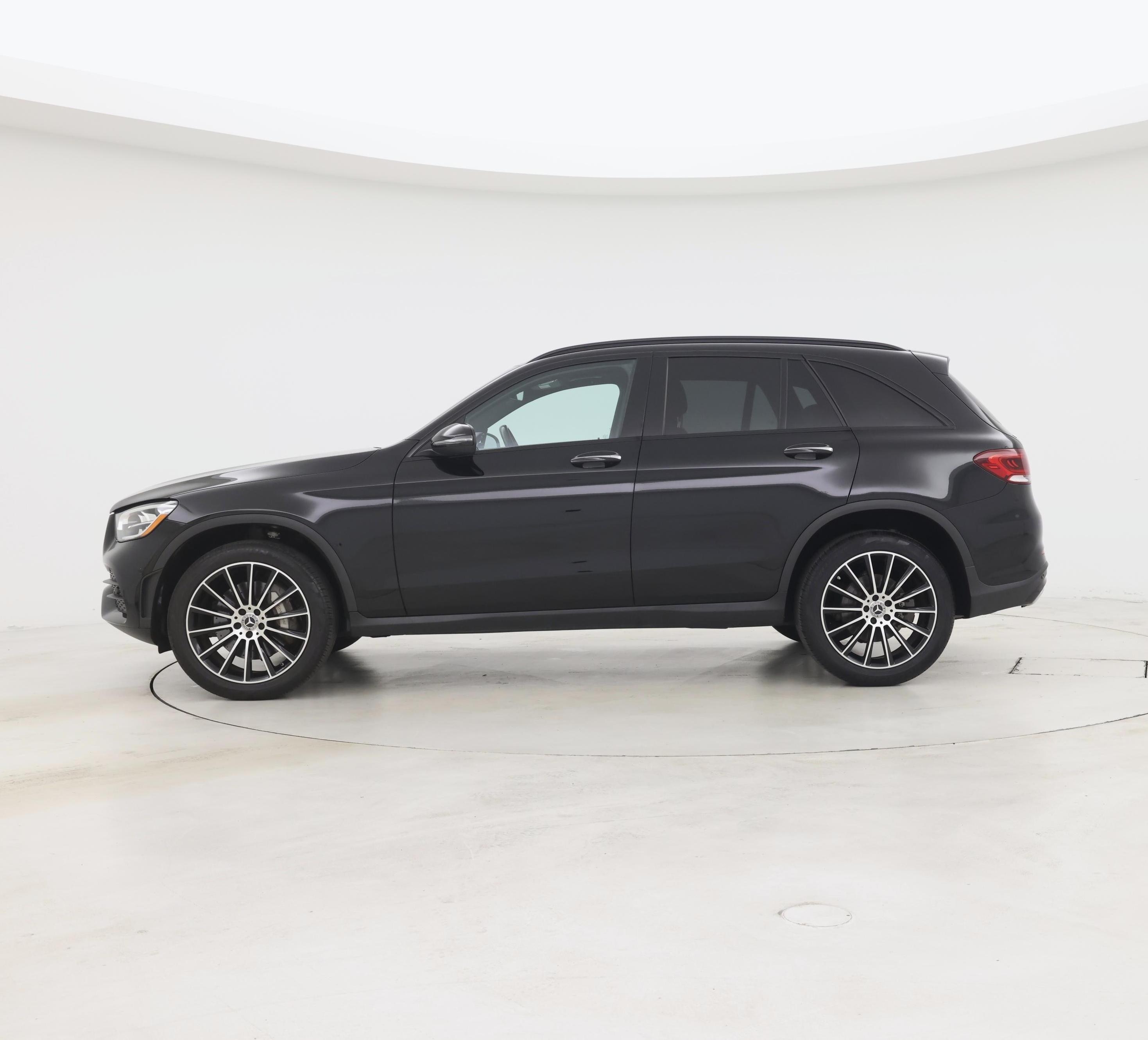 Thumbnail: 2022 Mercedes-Benz GLC - 3