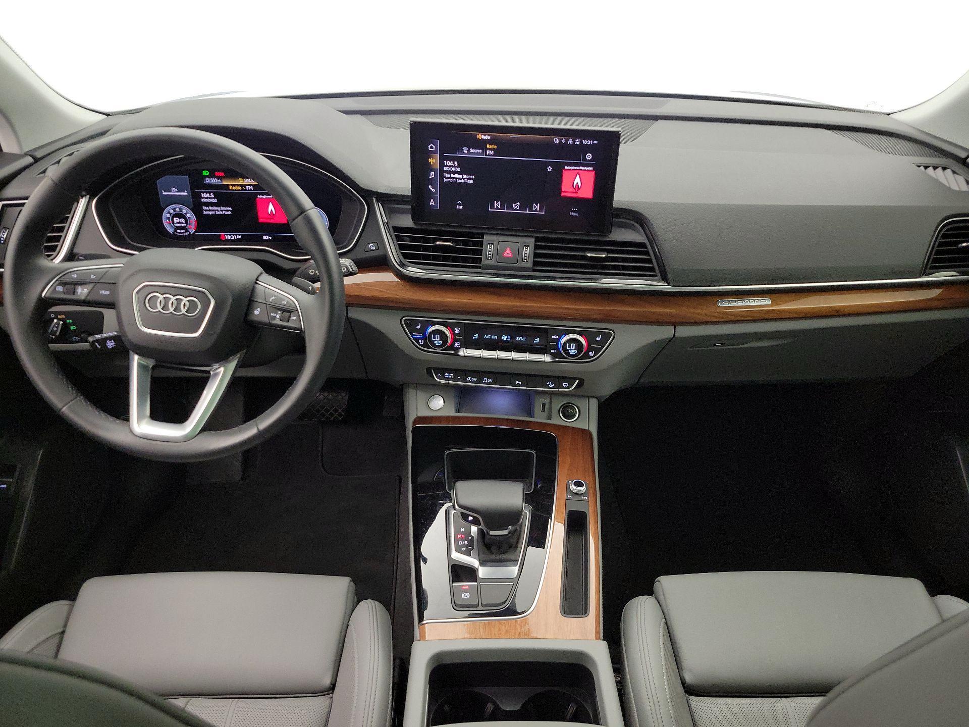 Thumbnail: 2022 Audi Q5 - 9