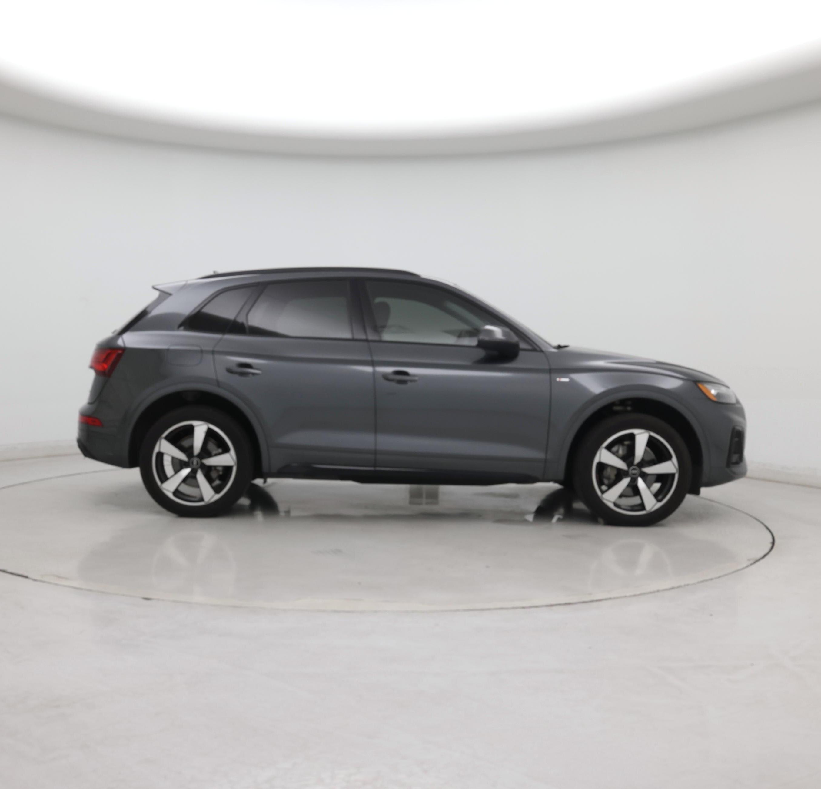 Thumbnail: 2022 Audi Q5 - 7