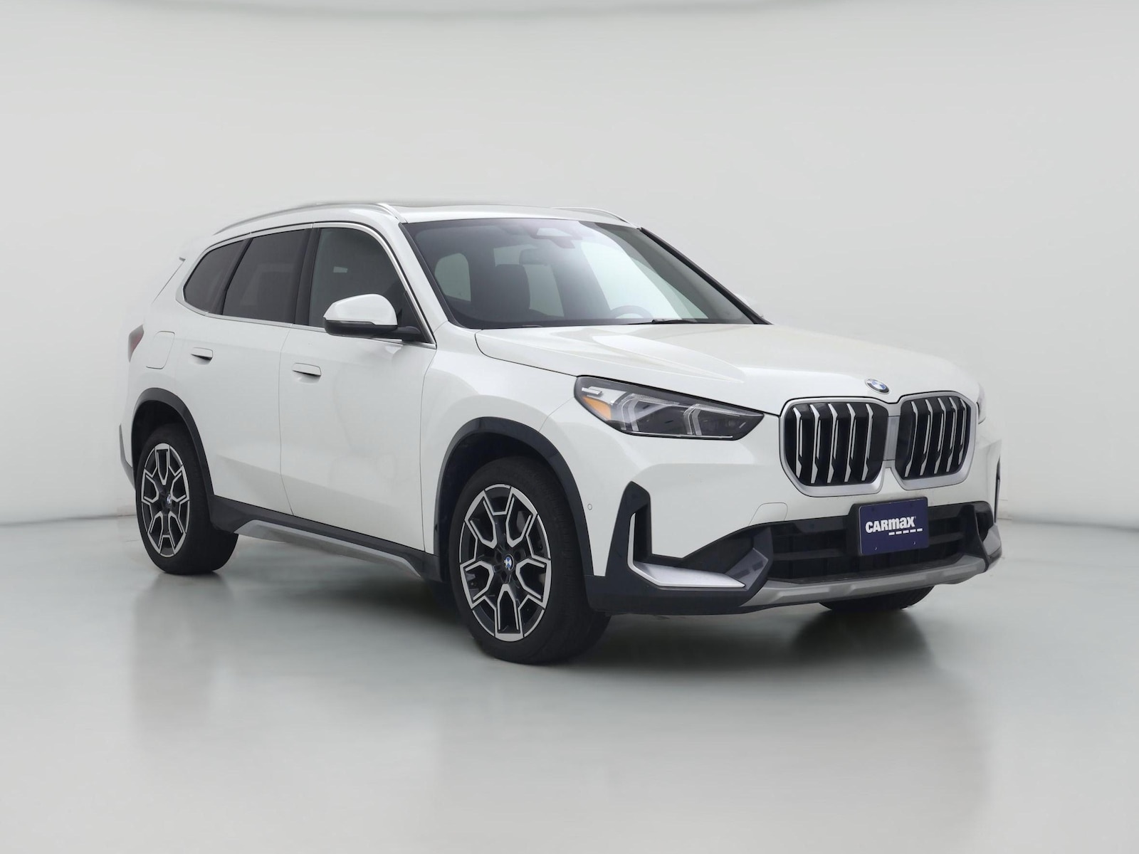 2025 BMW X1 28i - Photo 1