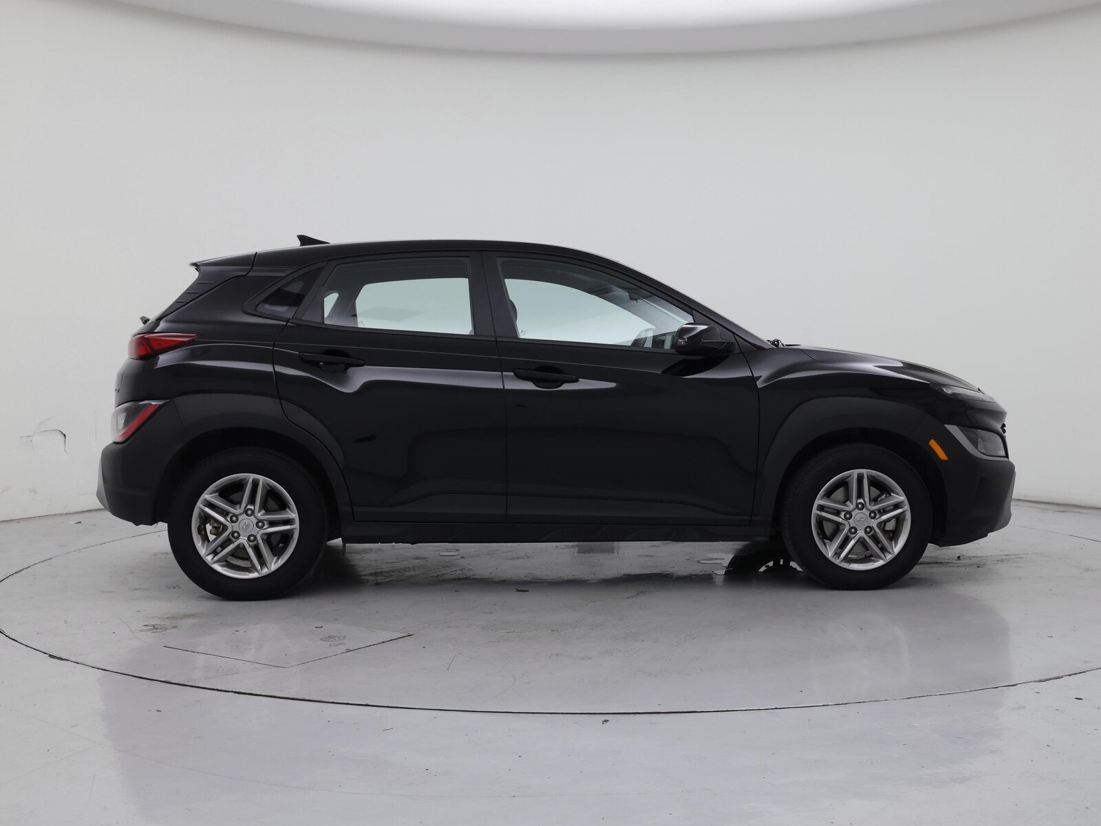 2023 Hyundai Kona SE - Photo 8