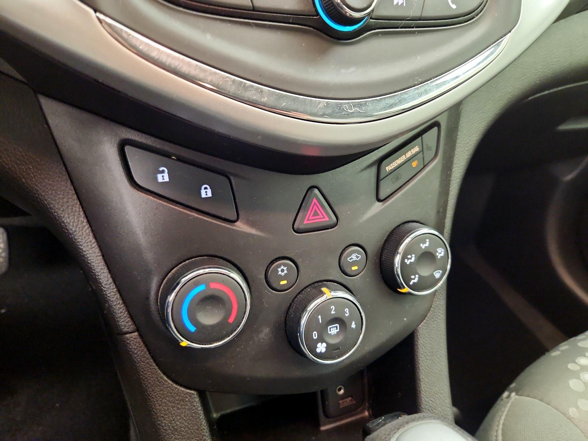Thumbnail: 2020 Chevrolet Sonic - 16