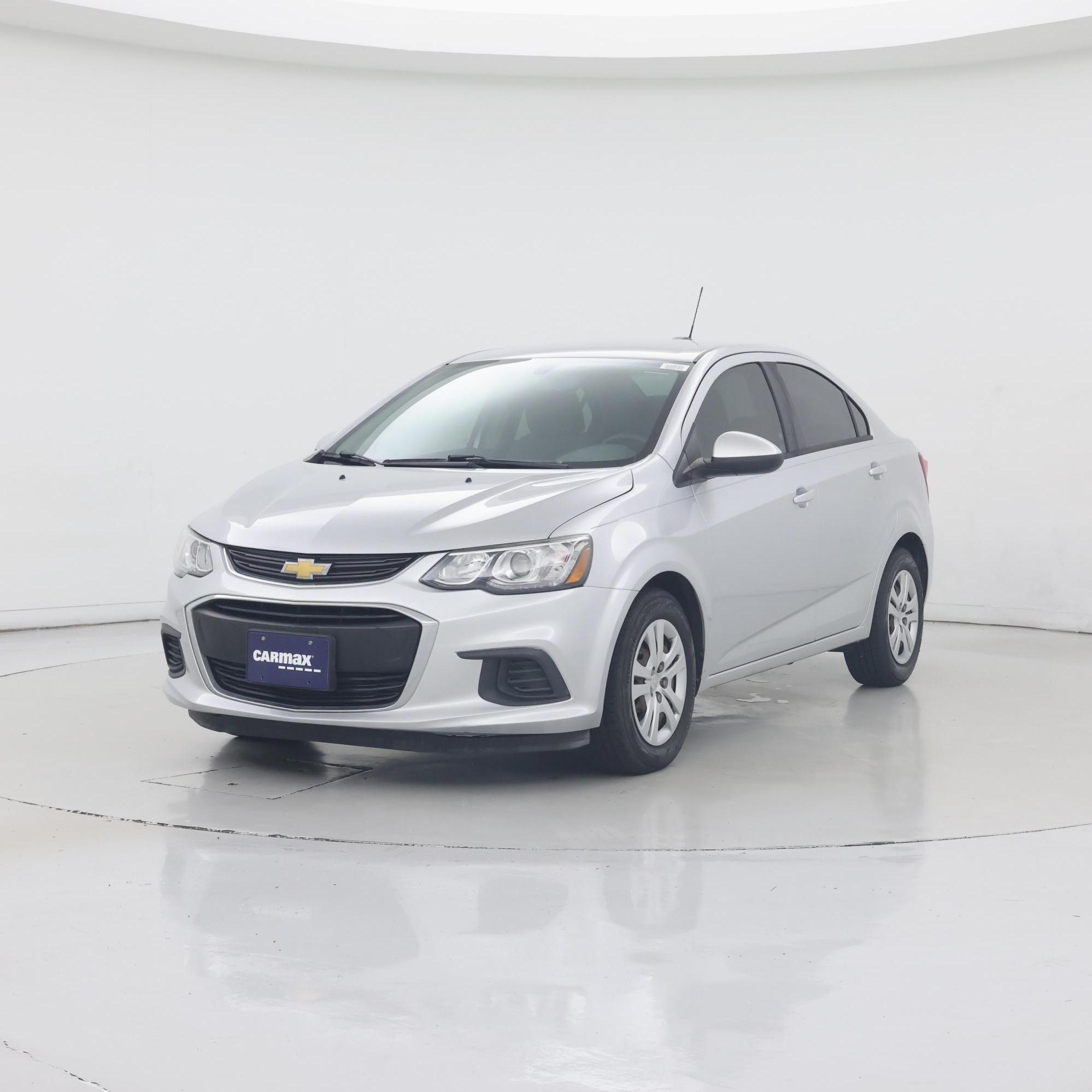 Thumbnail: 2020 Chevrolet Sonic - 4
