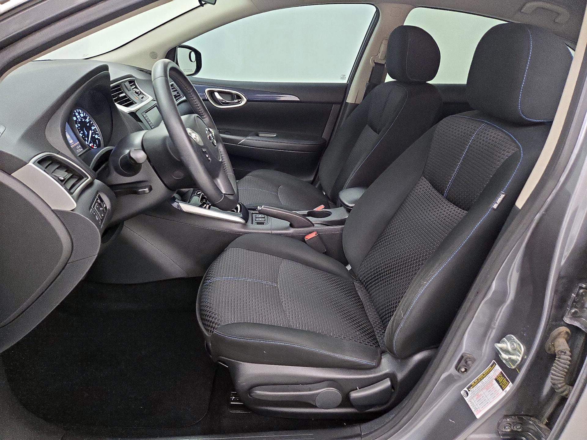 Thumbnail: 2019 Nissan Sentra - 11