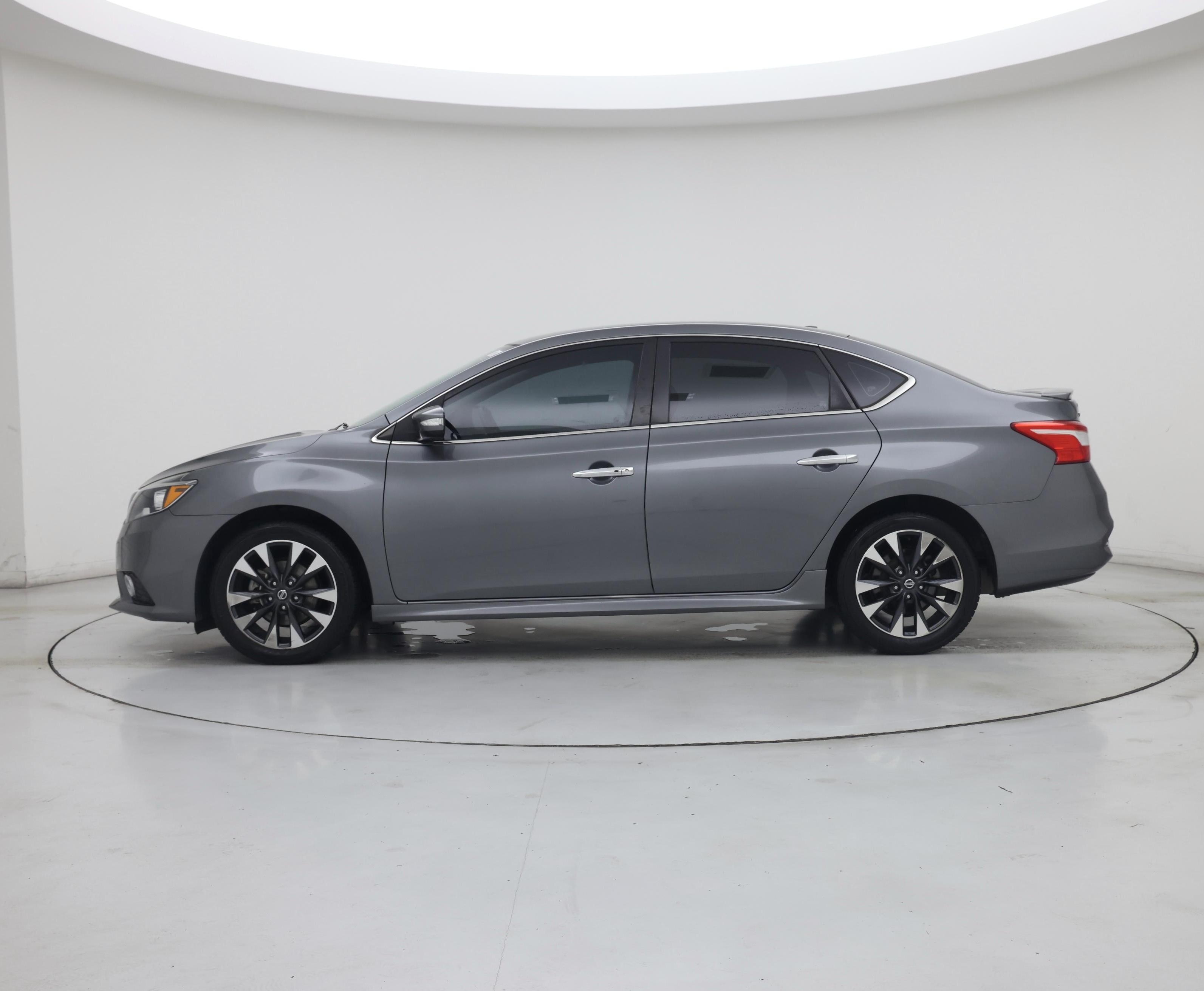 Thumbnail: 2019 Nissan Sentra - 3