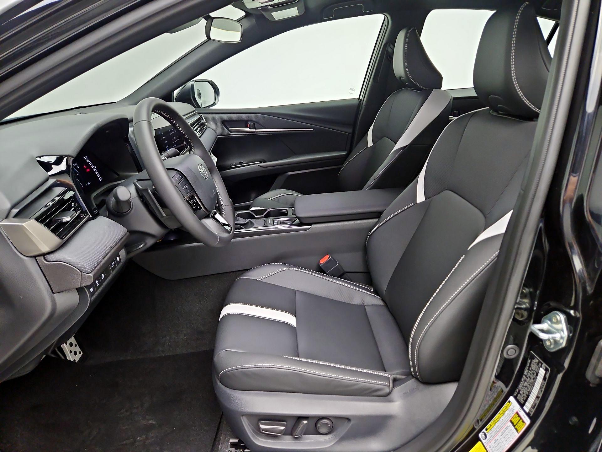 Thumbnail: 2026 Toyota Camry - 11