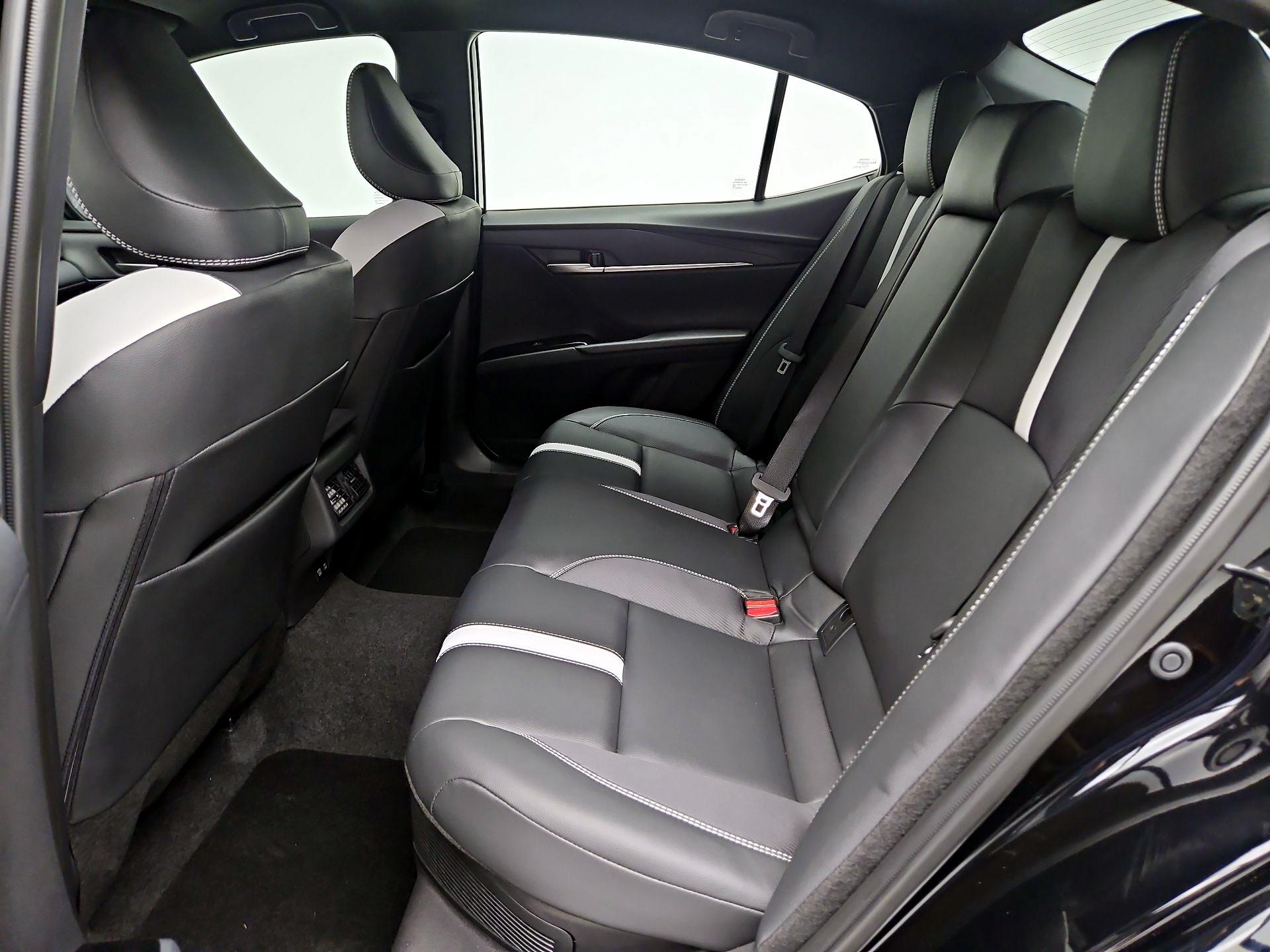 Thumbnail: 2026 Toyota Camry - 19