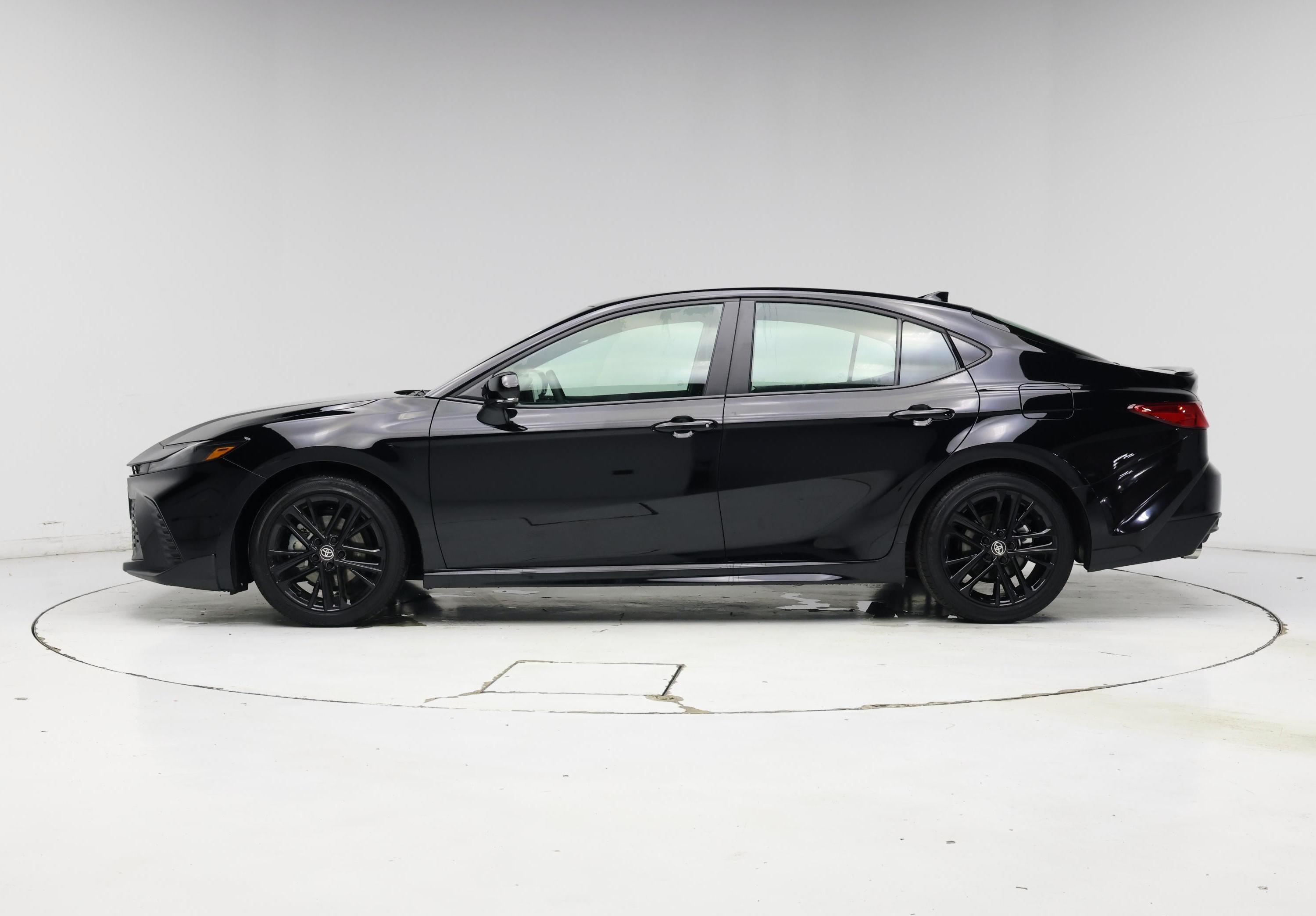 Thumbnail: 2026 Toyota Camry - 3