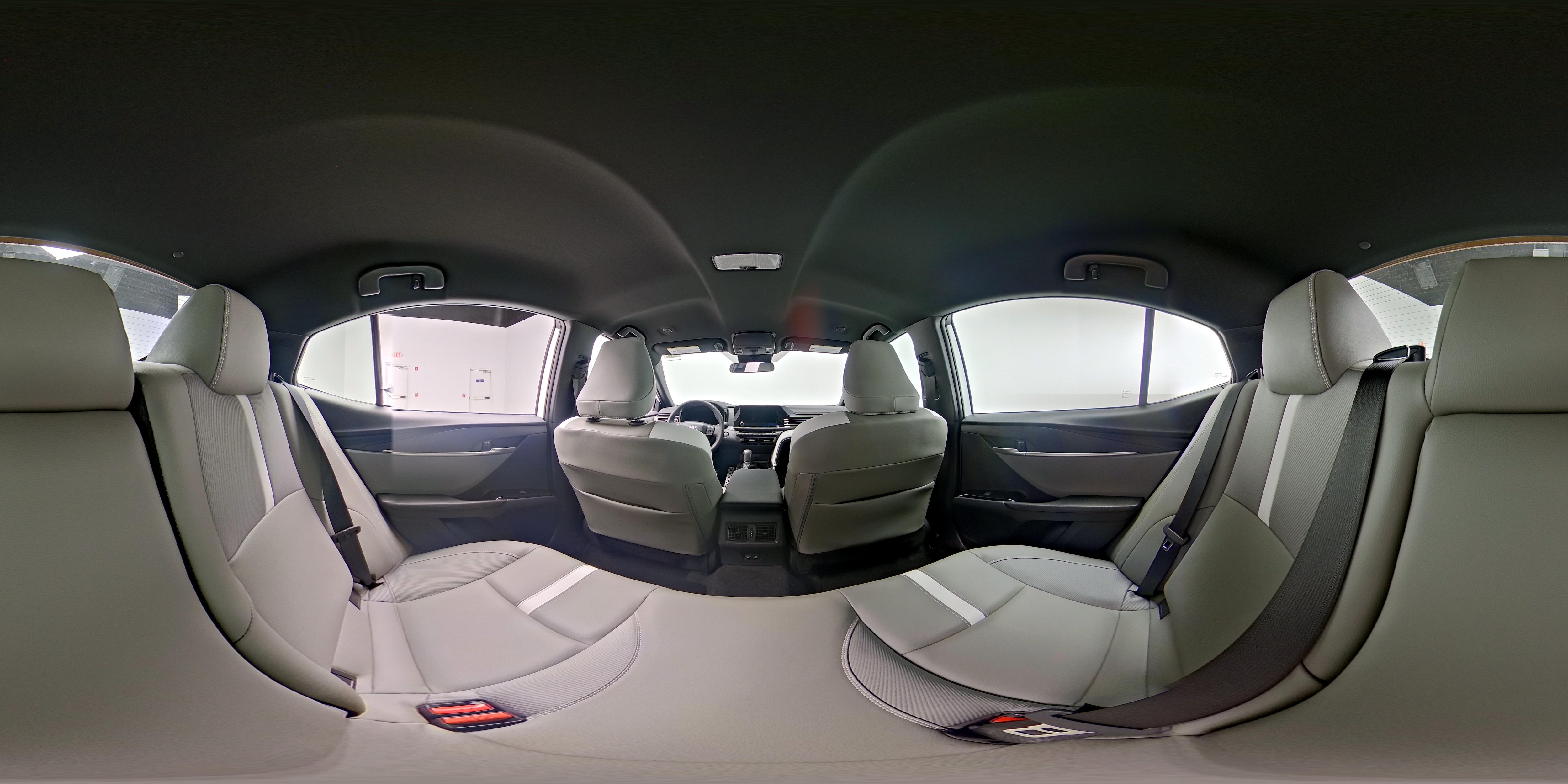 2026 Toyota Camry SE - Photo 25