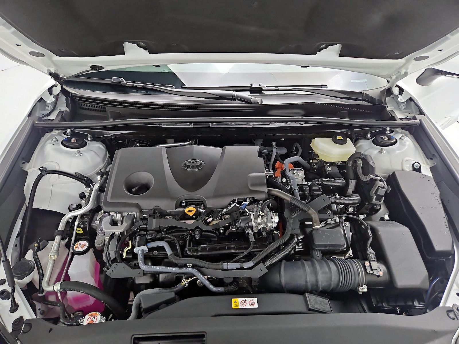 2026 Toyota Camry SE - Photo 22