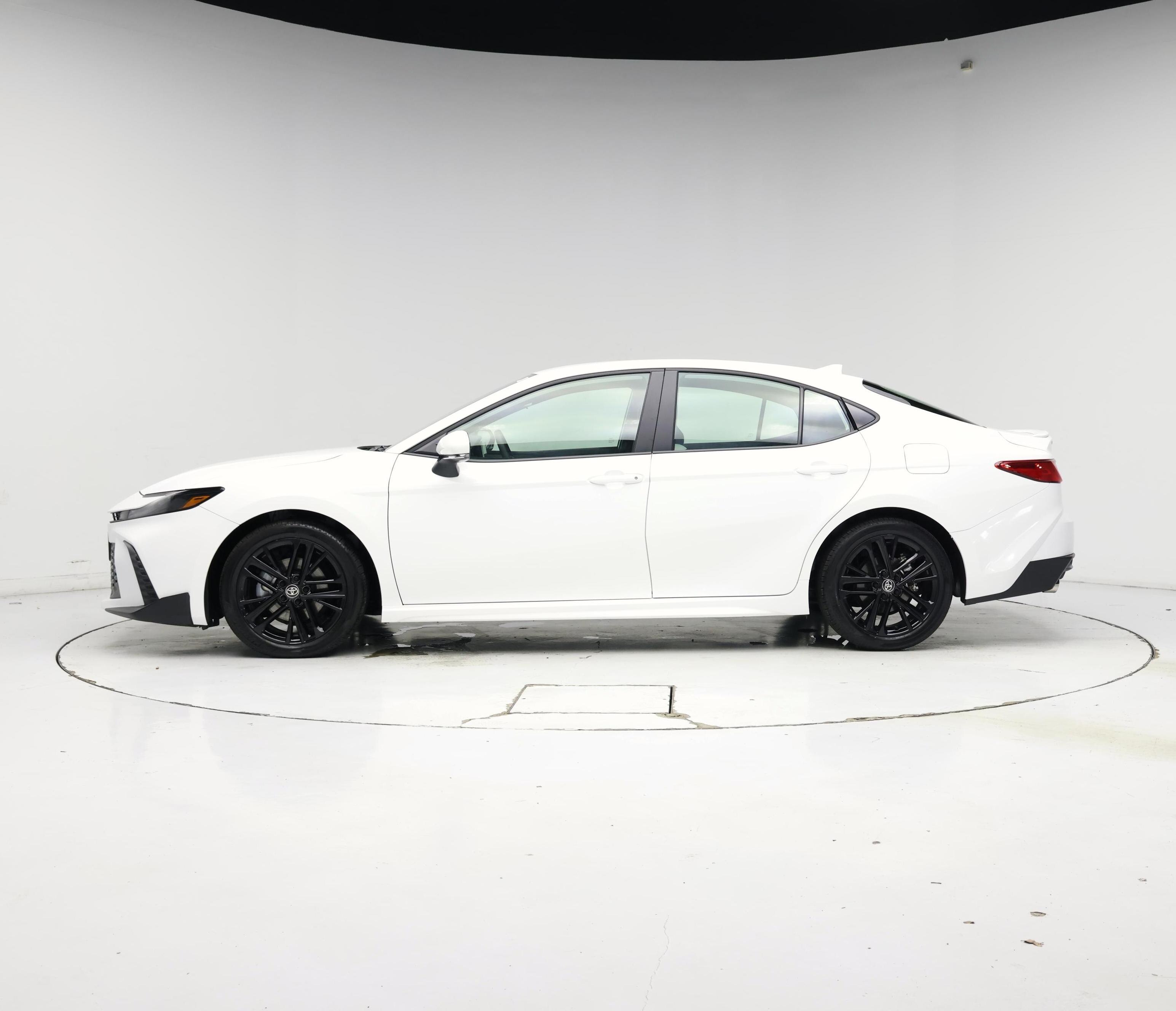 Thumbnail: 2026 Toyota Camry - 3