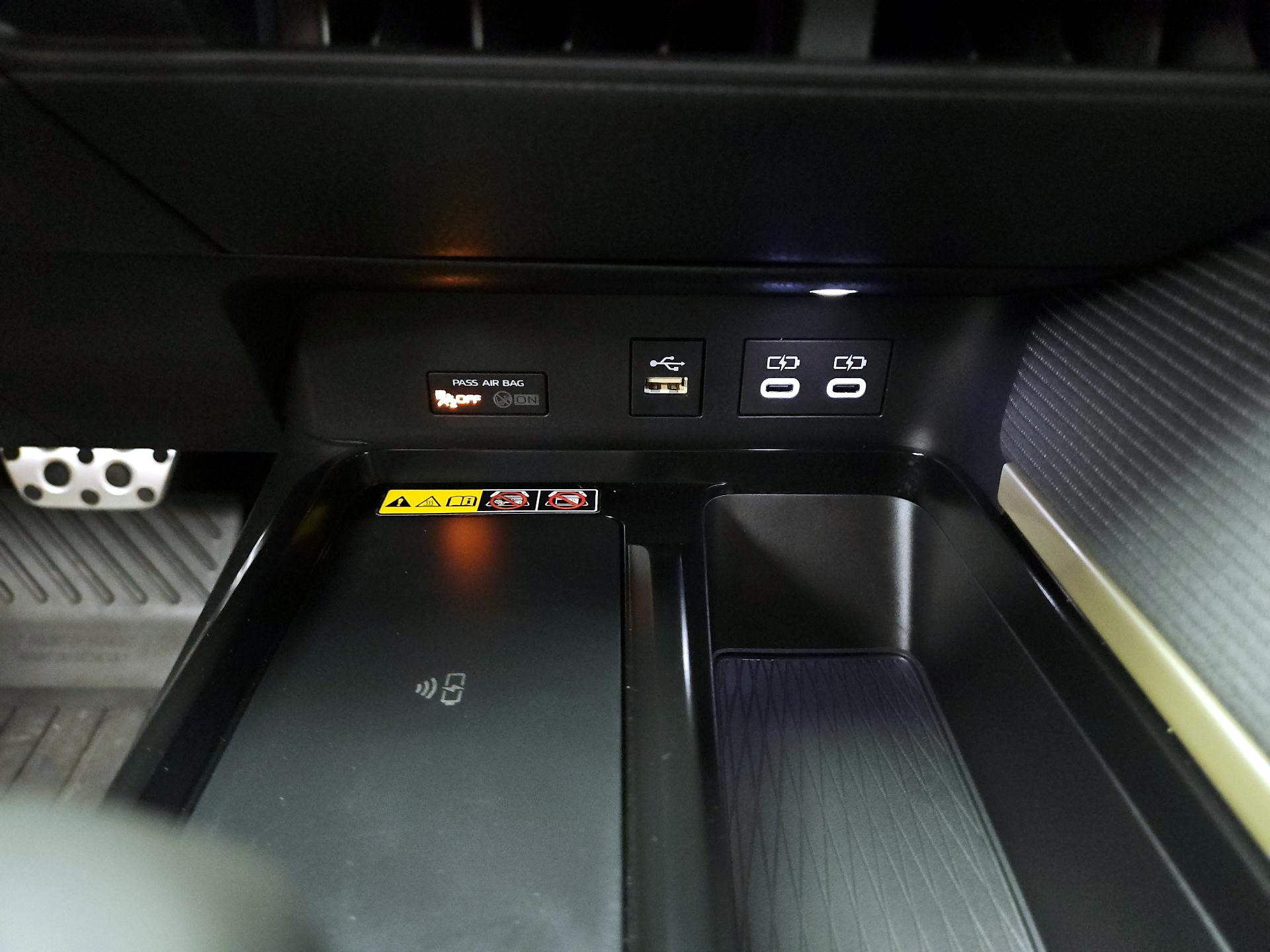 Thumbnail: 2026 Toyota Camry - 18