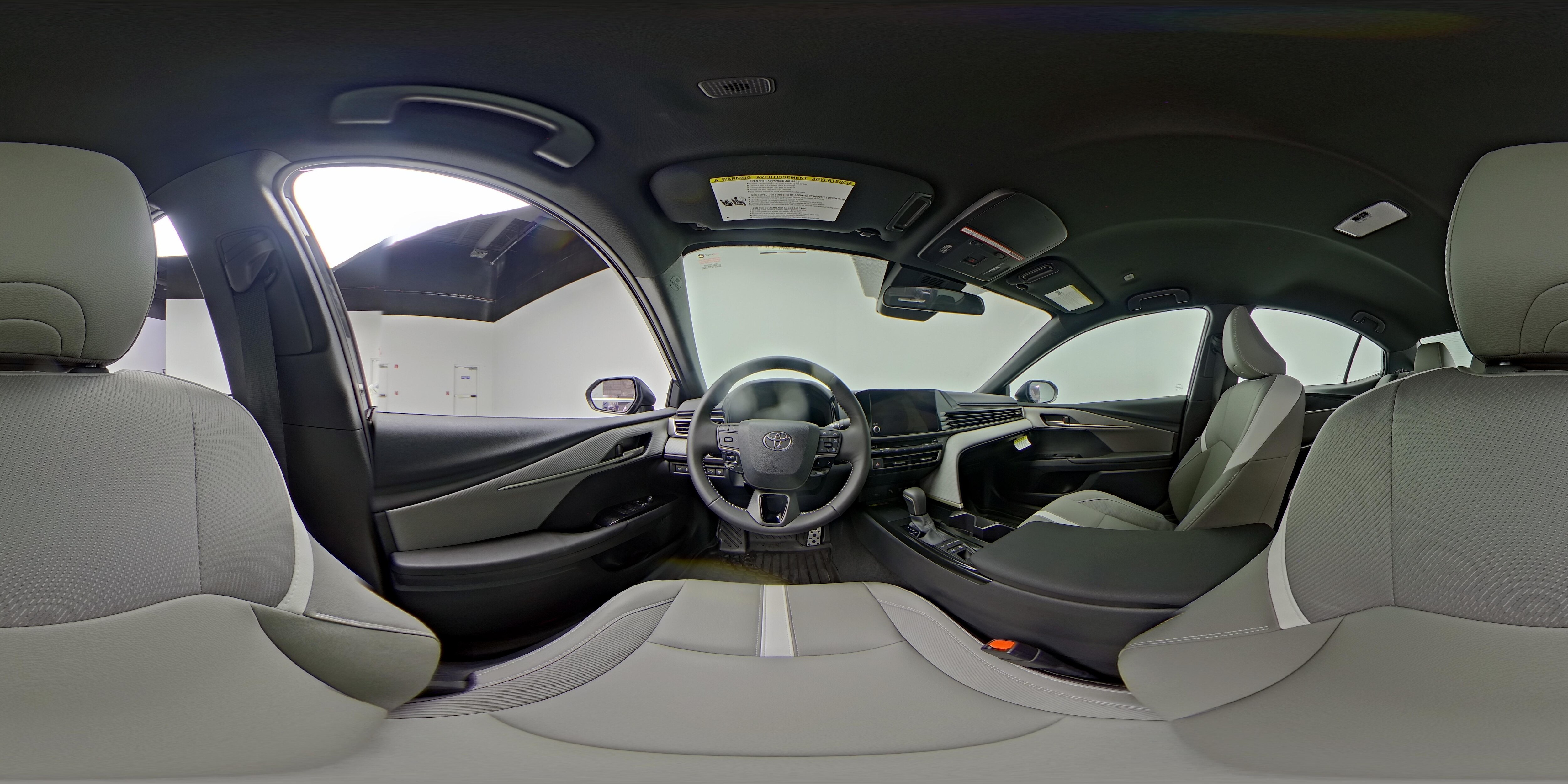2026 Toyota Camry SE - Photo 26