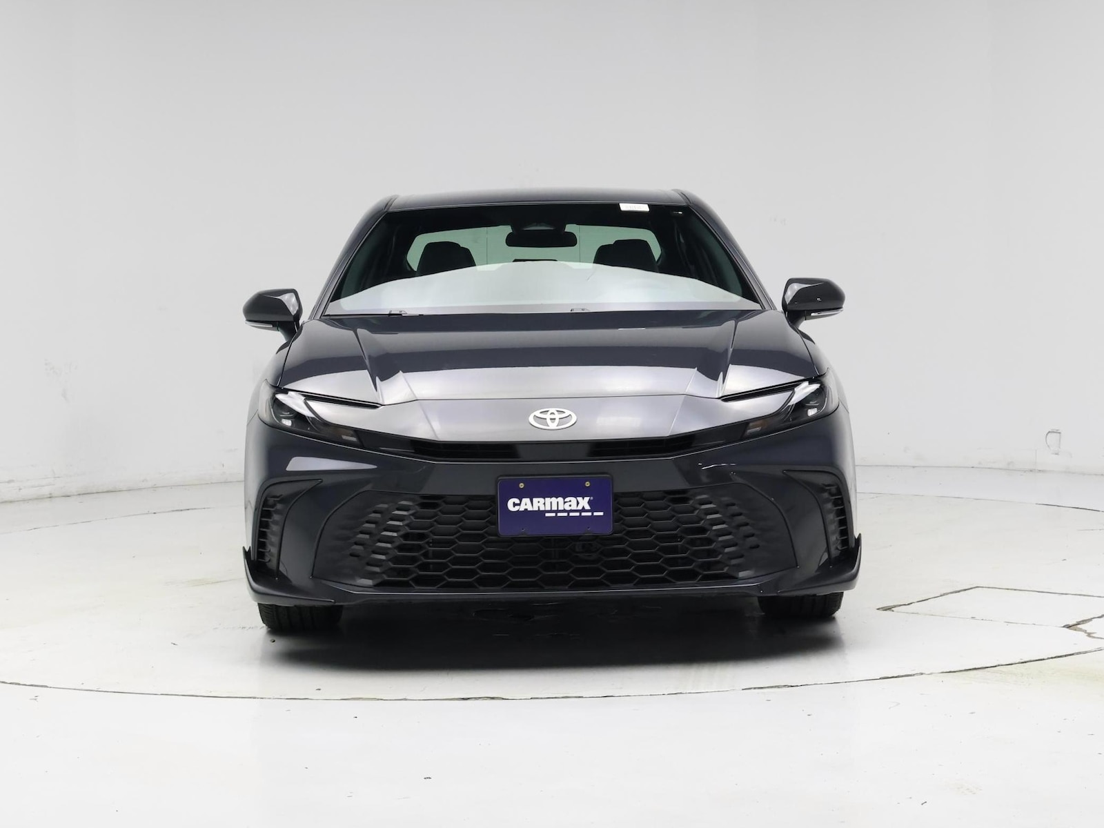 2026 Toyota Camry SE - Photo 6