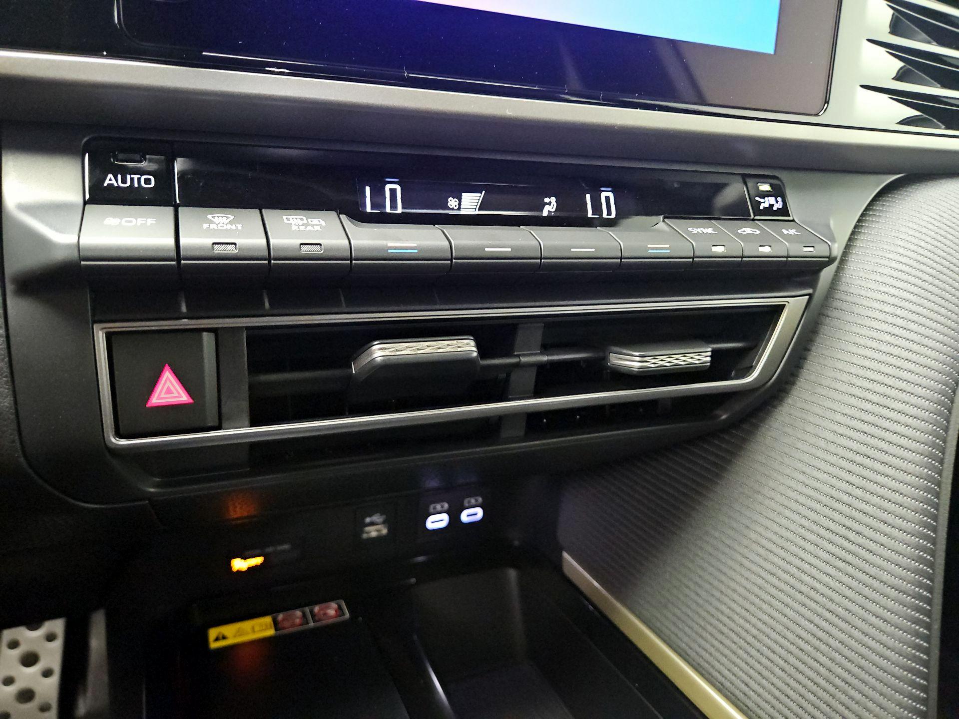 Thumbnail: 2026 Toyota Camry - 16