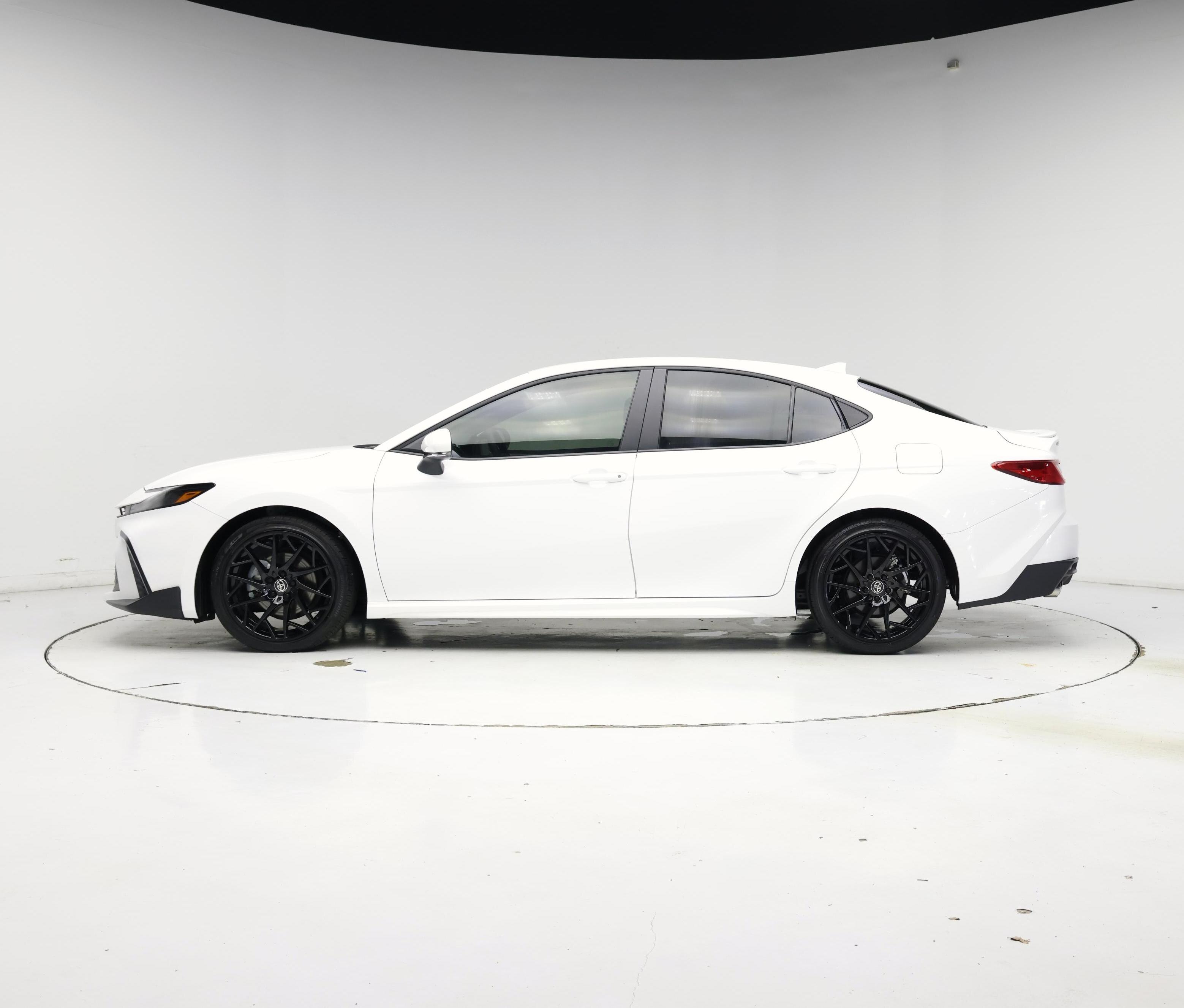 Thumbnail: 2026 Toyota Camry - 3