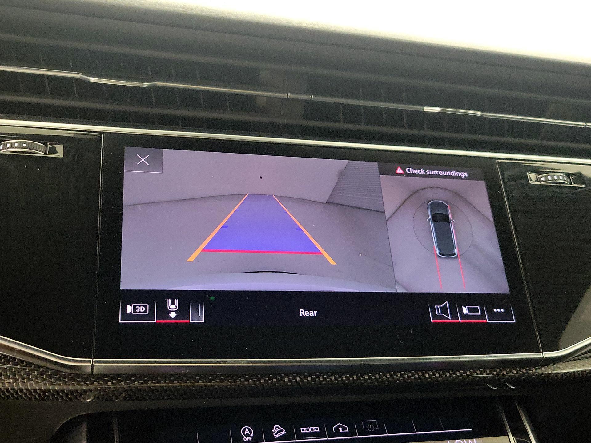 Thumbnail: 2021 Audi SQ7 - 14