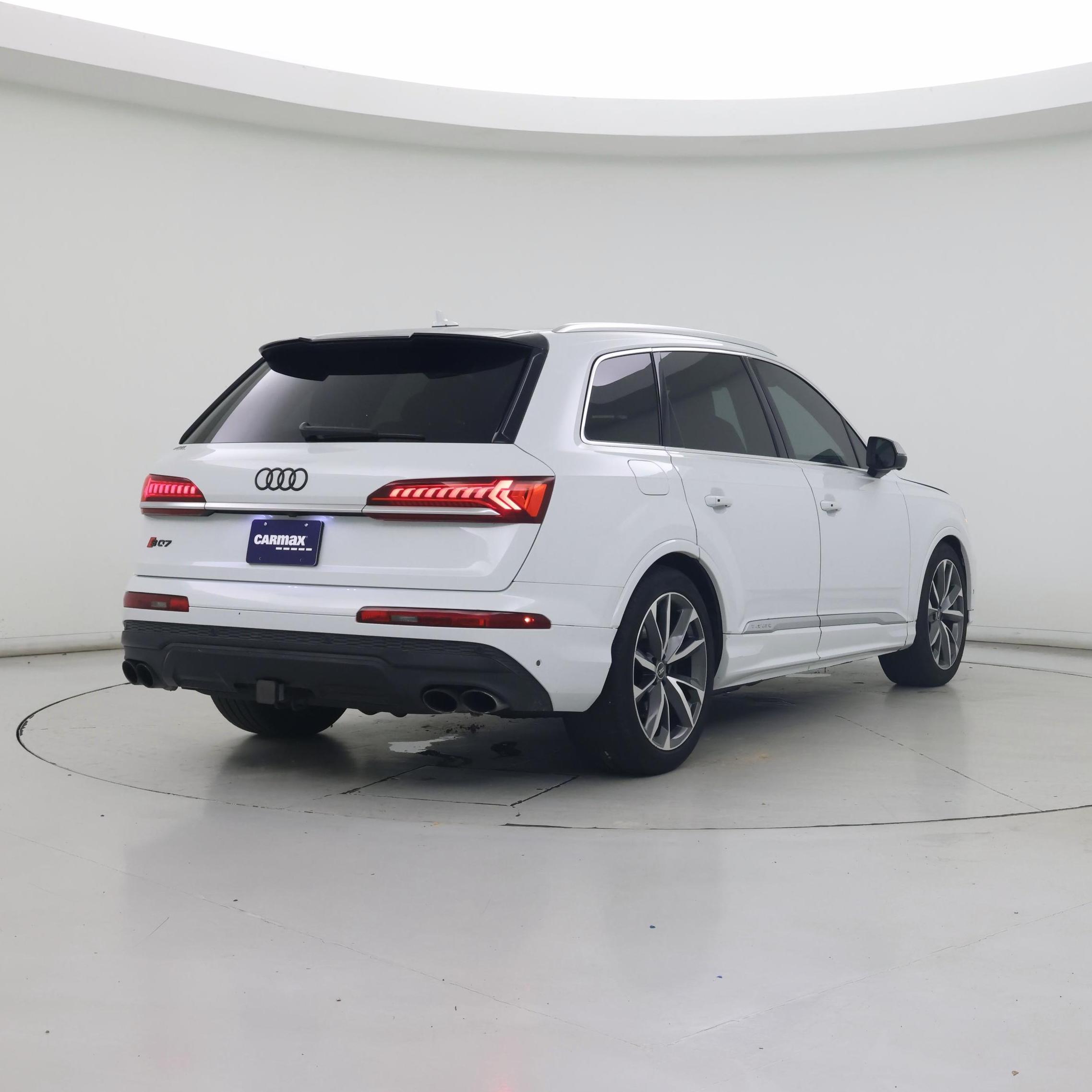 Thumbnail: 2021 Audi SQ7 - 8