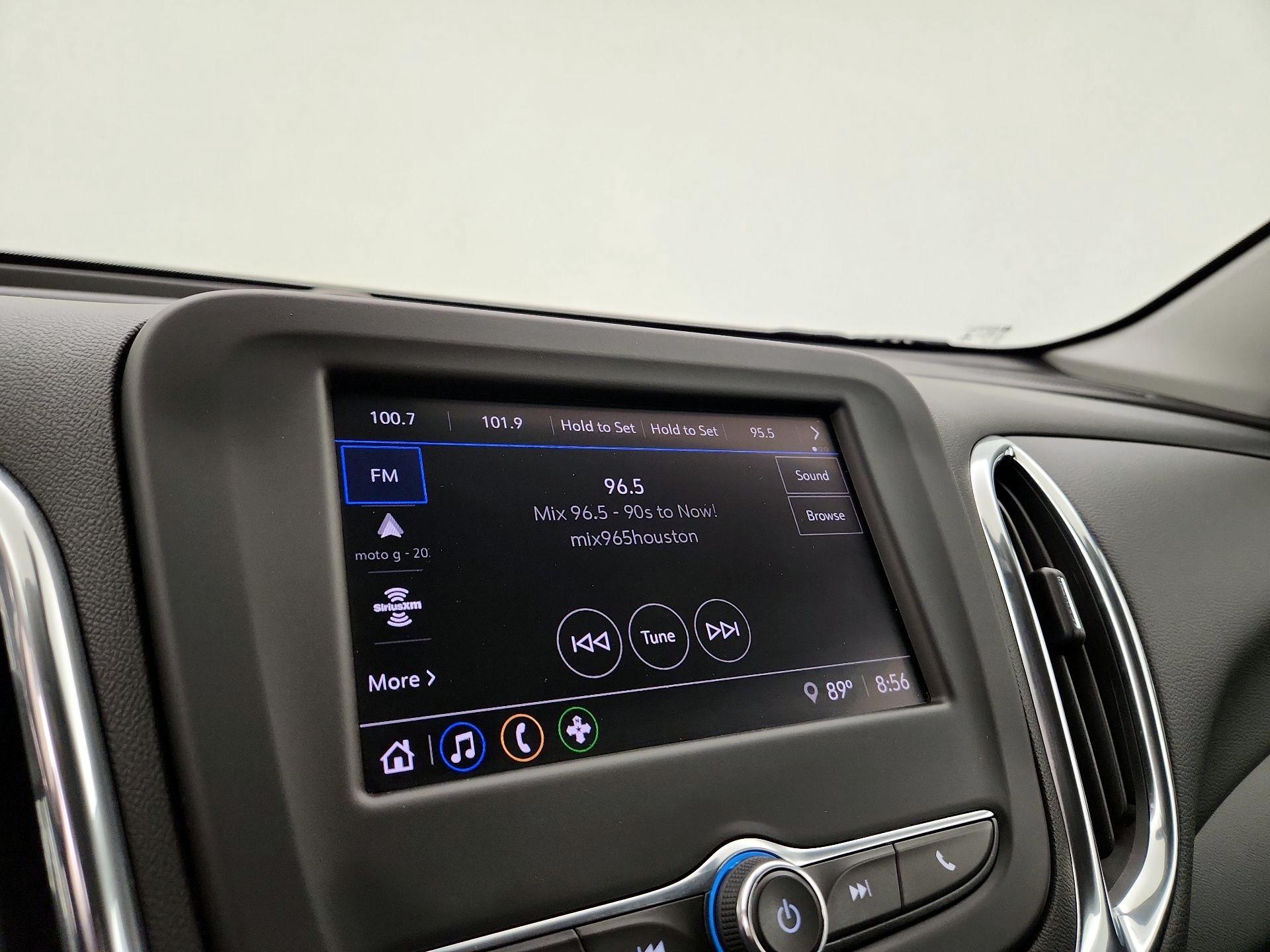 Thumbnail: 2023 Chevrolet Equinox - 15