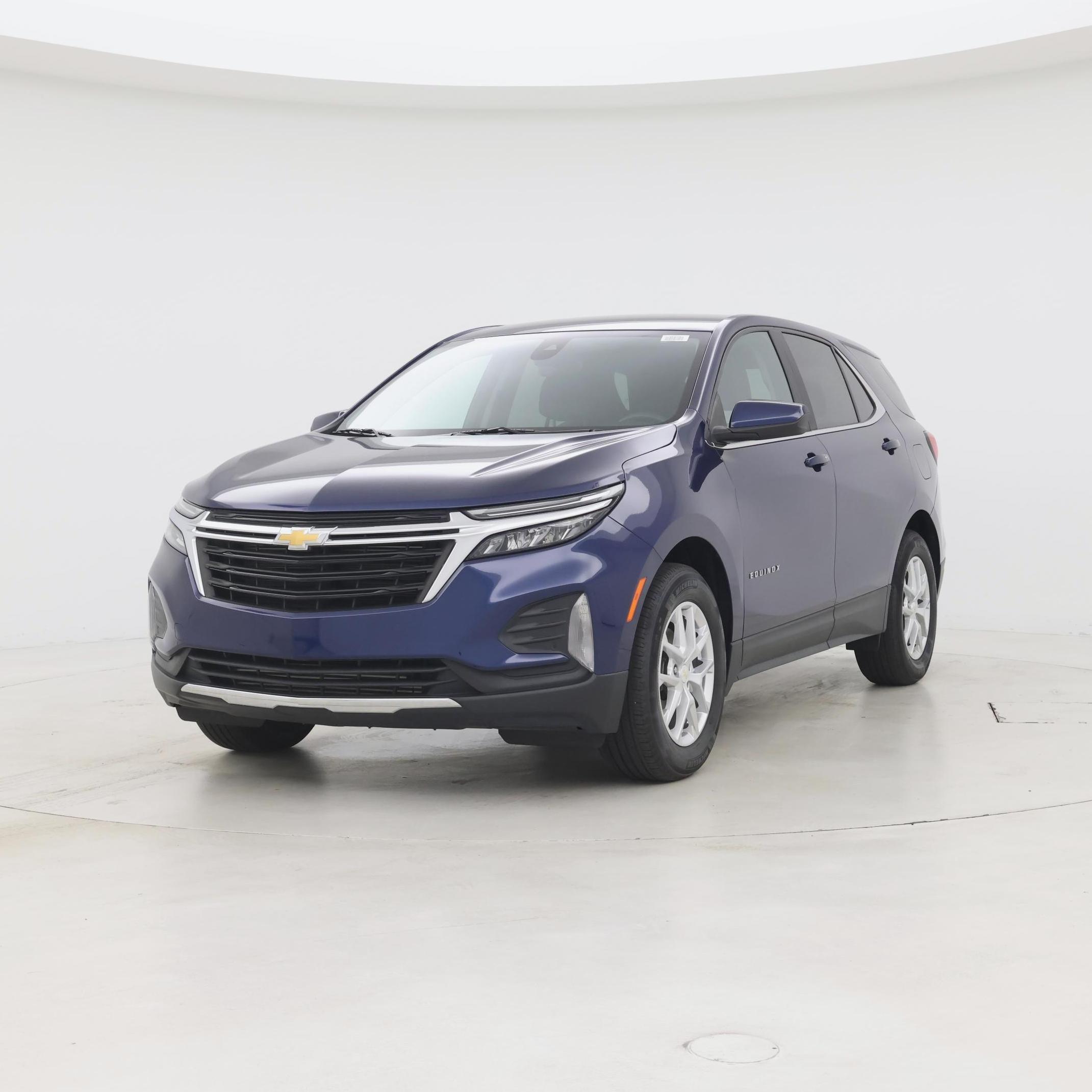 Thumbnail: 2023 Chevrolet Equinox - 4