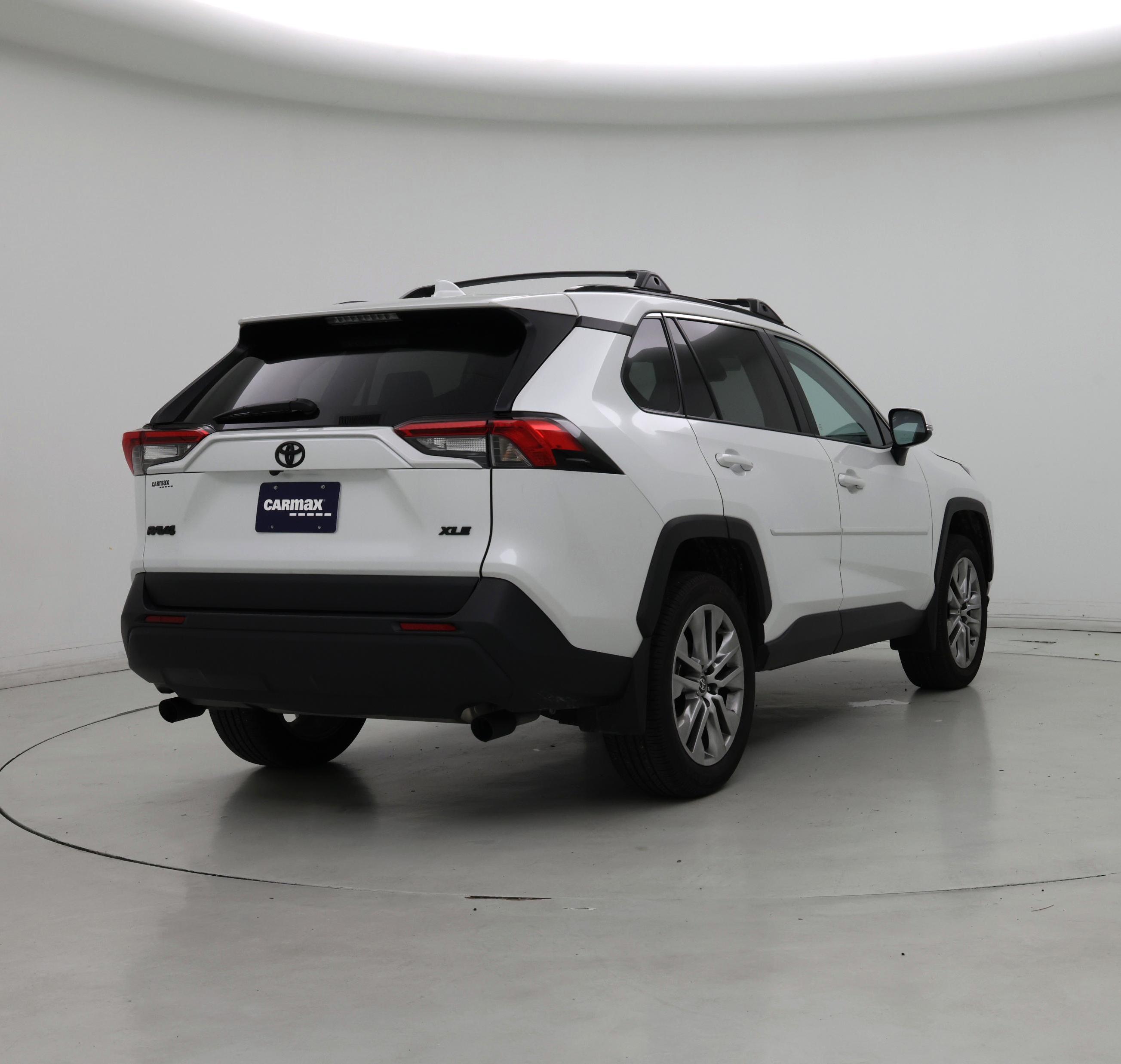 Thumbnail: 2025 Toyota RAV4 - 8