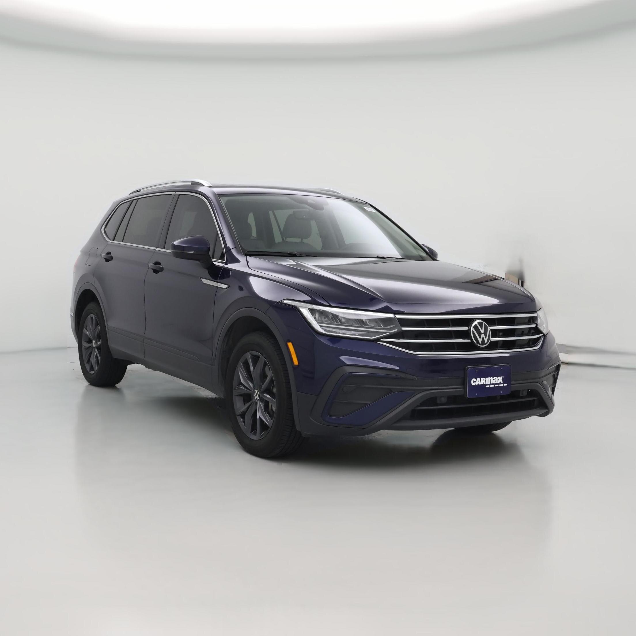 Thumbnail: 2023 Volkswagen Tiguan - 1