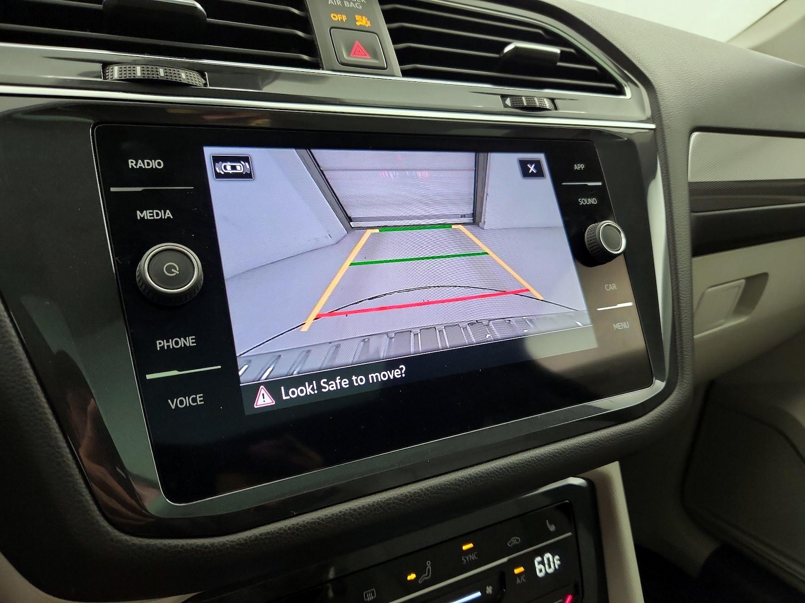 2023 Volkswagen Tiguan SE - Photo 15